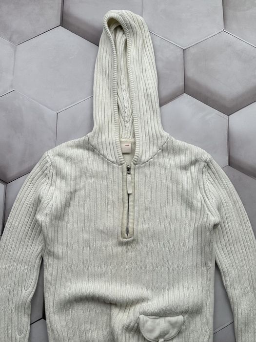 Ribbed Hooded Sweater