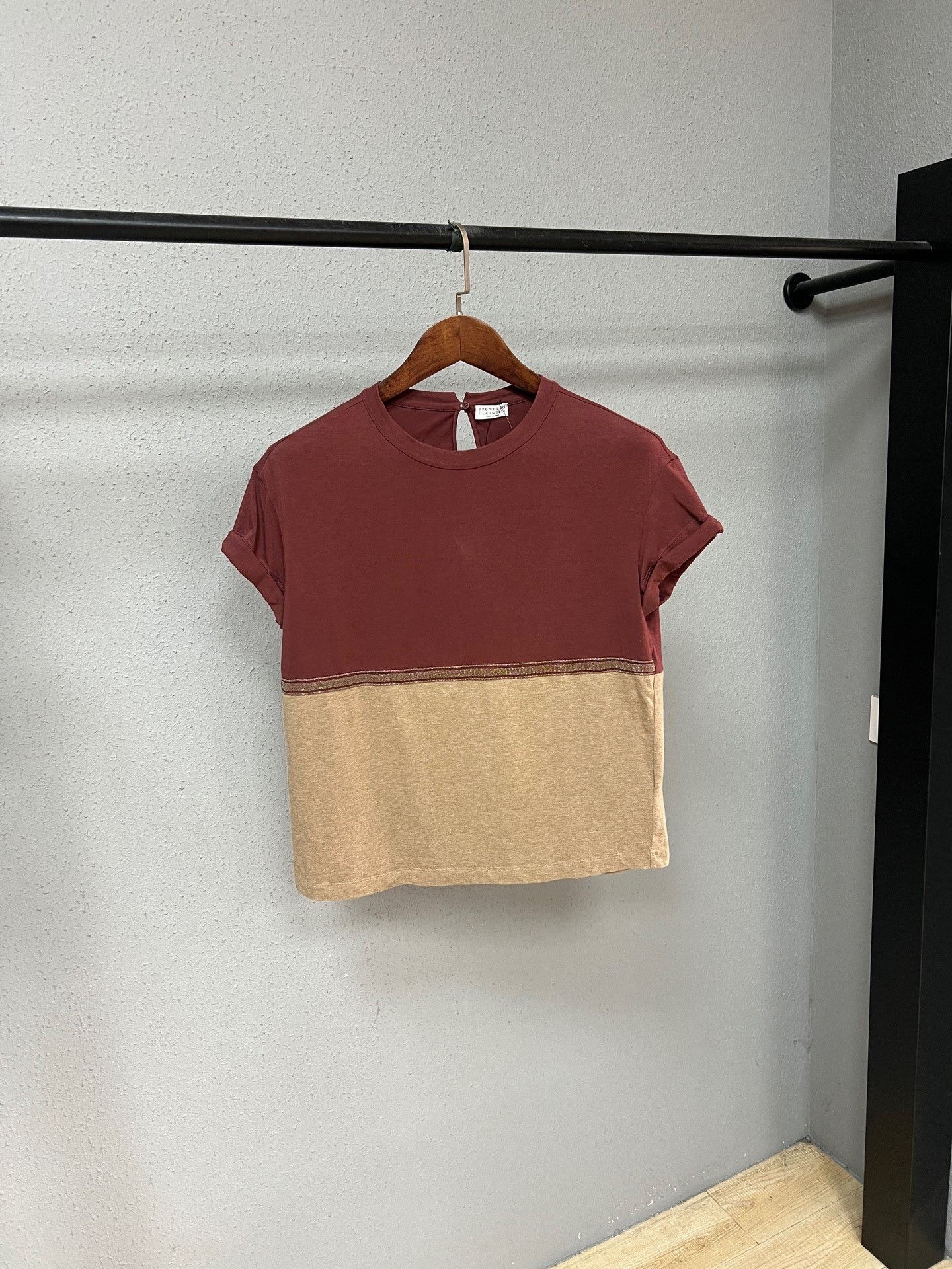 Brunello Cucinelli Brunello Cucinelli T-Shirt M Women Size M / US 6-8 / IT 42-44 - 1 Thumbnail