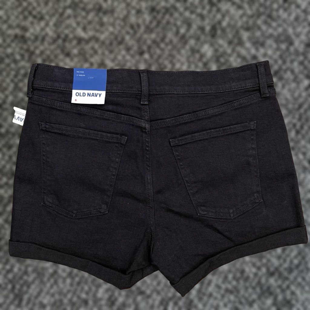 Old Navy Old Navy Shorts Womens 6 Black Denim Stretch 3 Inch Mid Rise Stretch New Size 28" / US 6 / IT 42 - 1 Thumbnail