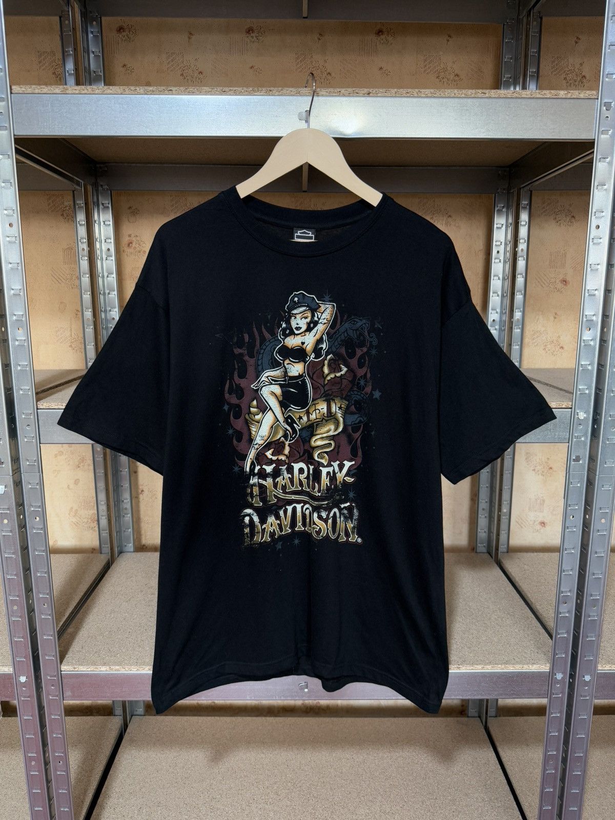 Band Tees × Harley Davidson × Vintage Vintage 2009 Harley Davidson Sexy Cop Girl Ed Hardy T-Shirt Size US L / EU 52-54 / 3 - 1 Thumbnail