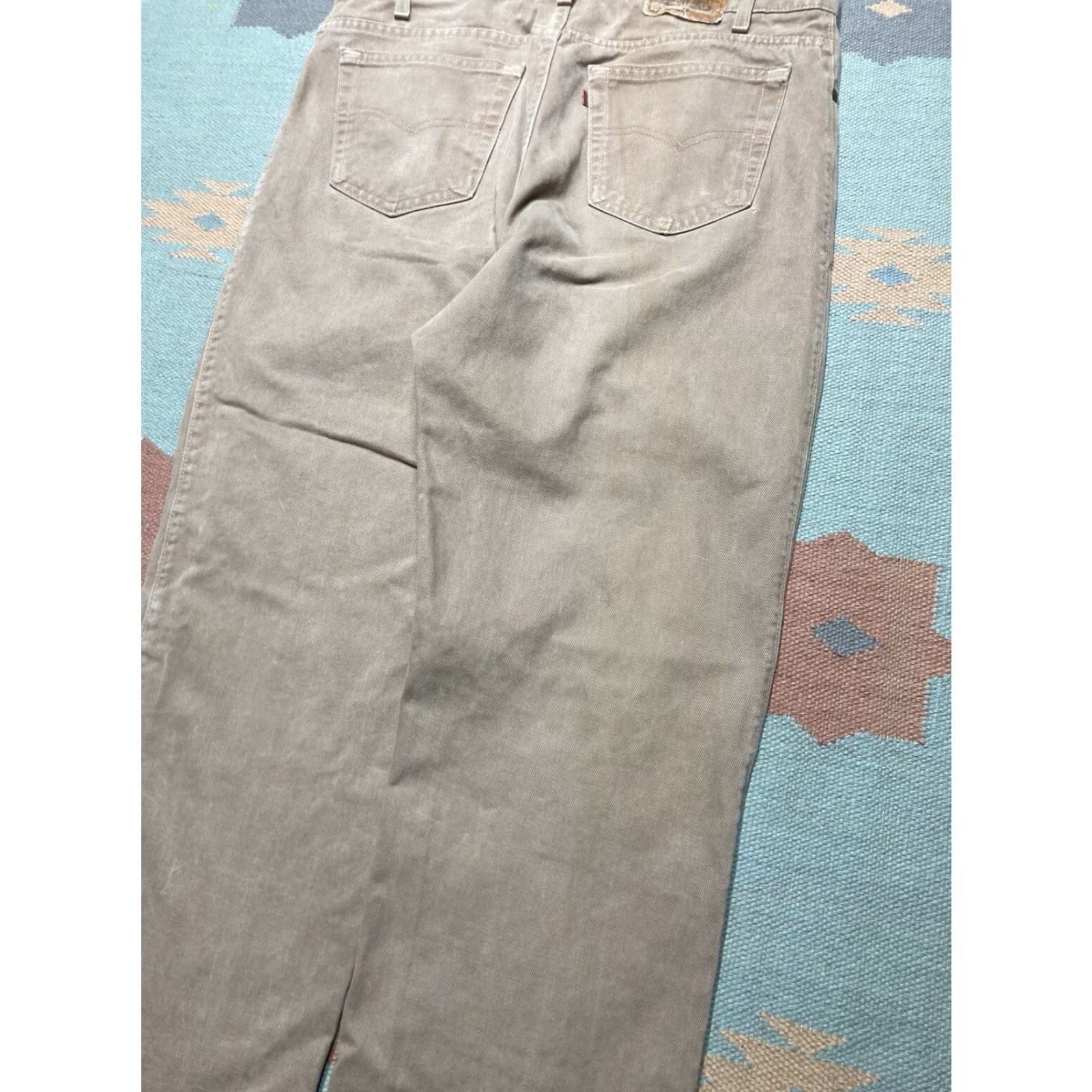 Levi's VINTAGE Levi’s 540 Jeans Relaxed Baggy Brown Tan USA Men 38 Regular 34 Inseam 34 Tan 38x34 Size US 38 / EU 54 - 2 Thumbnail