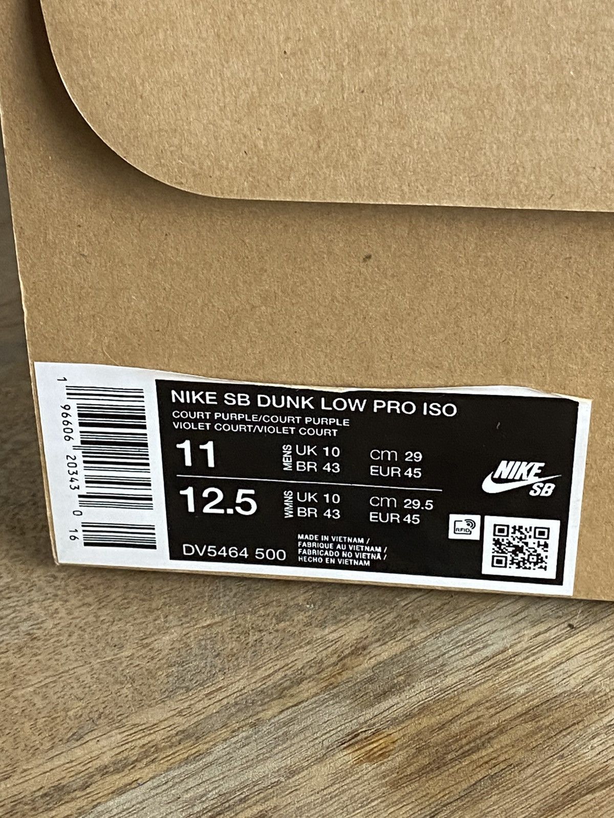 Nike New Nike SB Dunk Low Pro Orange Label Purple size 11US Size US 11 / EU 44 - 12 Thumbnail