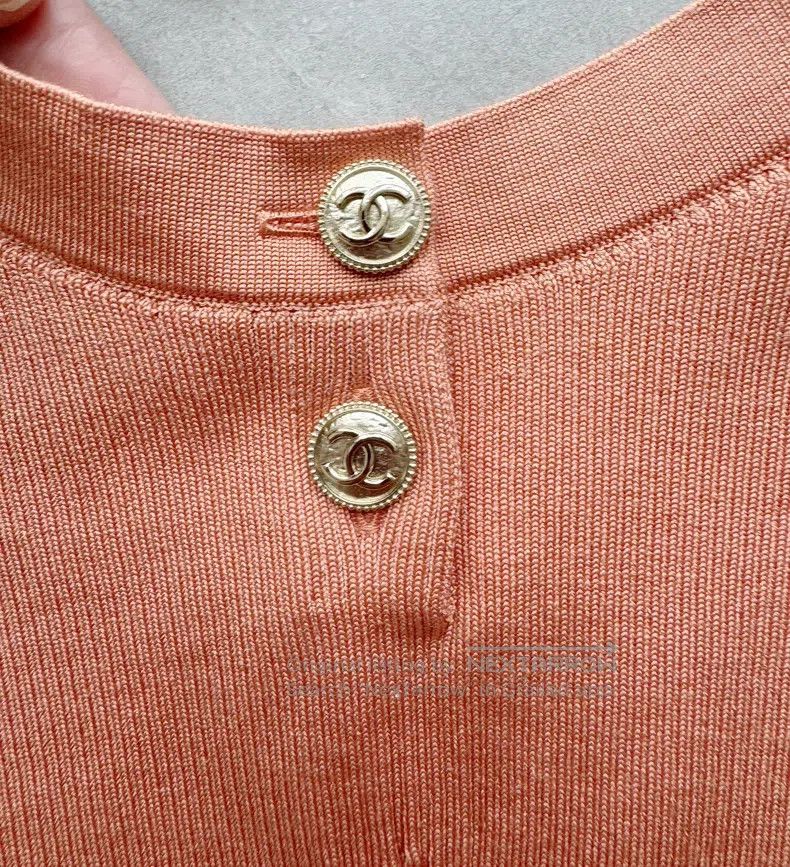 Chanel Chanel 20A orange simple classic sleeveless knitwear Size XS / US 0-2 / IT 36-38 - 3 Thumbnail