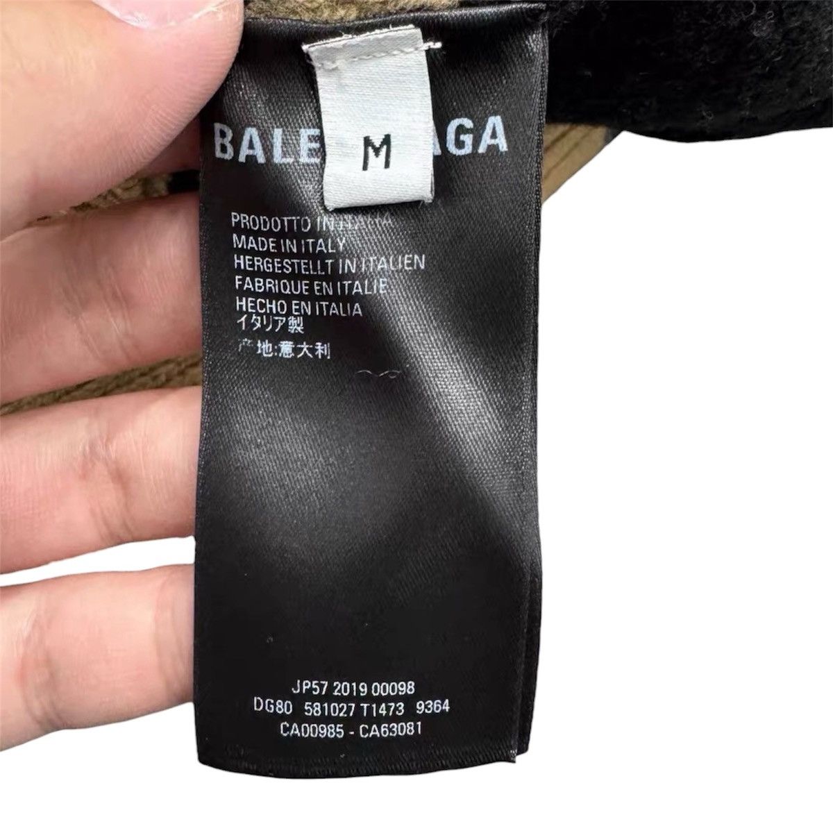 Balenciaga Balenciaga M All Over Logo Crewneck Sweater Beige Black Size M / US 6-8 / IT 42-44 - 4 Thumbnail