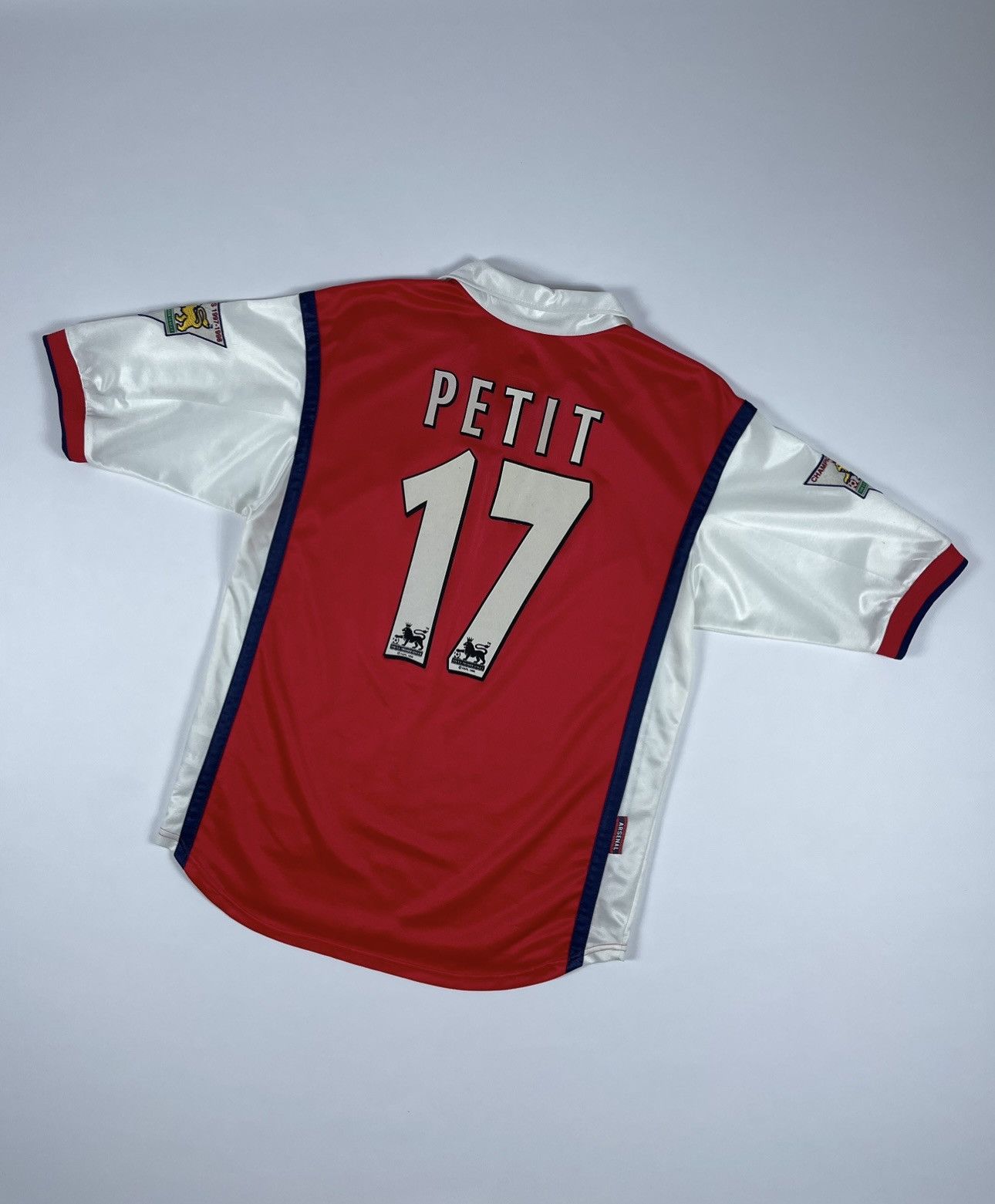 Nike Vintage nike Arsenal soccer jersey 17 Petit rare size S Size US S / EU 44-46 / 1 - 2 Thumbnail