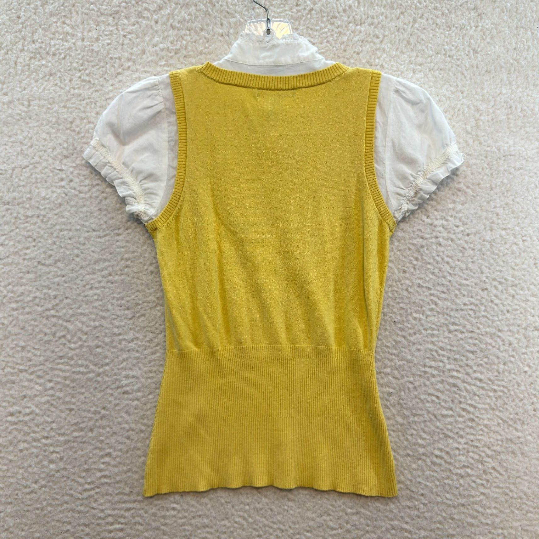 Vintage VINTAGE INC International Concepts Y2K Top Blouse Shirt Small S Yellow Silk Blend Cheesecake Factory Uniform Wear to Work Big Bang Theory Penny Size S / US 4 / IT 40 - 3 Thumbnail