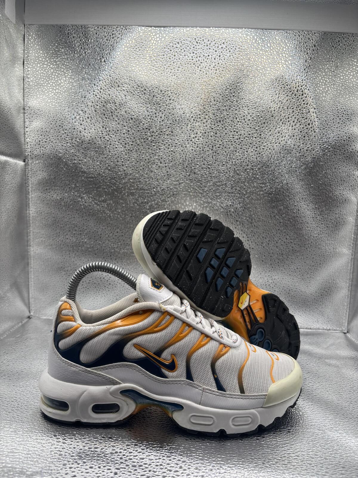 Nike Nike air max plus hiking white kumquat marina GS Size US 5 / EU 37 - 1 Thumbnail