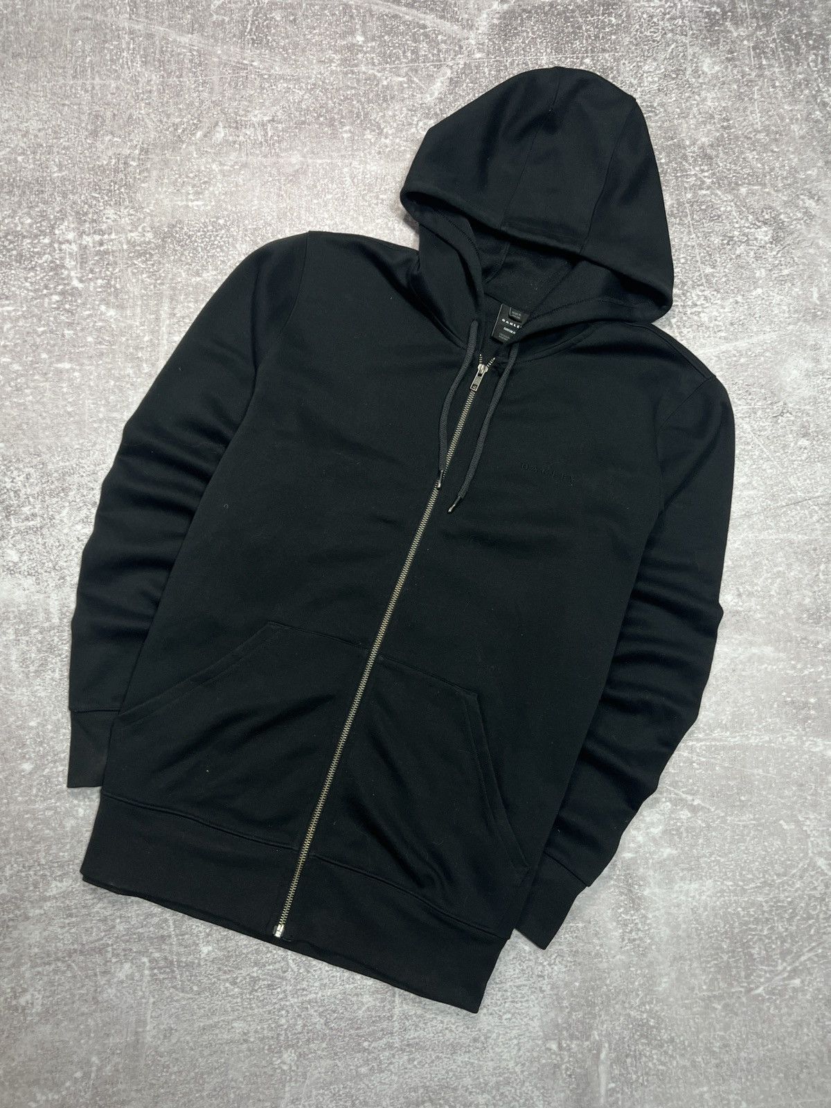 Oakley Vintage Oakley Zip Up Hoodie Size XL Size US XL / EU 56 / 4 - 1 Thumbnail