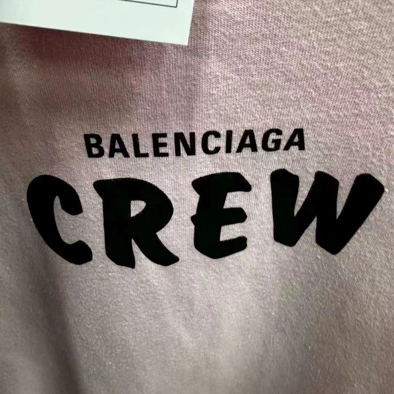 Balenciaga Balenciaga Pink Crew Short Sleeve Size US S / EU 44-46 / 1 - 4 Thumbnail