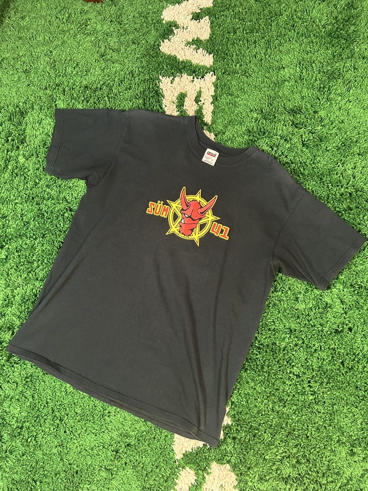 Vintage Vintage 2001 Sum 41 Demon Pentagram T-Shirt Anvil Tag Size L Size US L / EU 52-54 / 3 - 1 Thumbnail