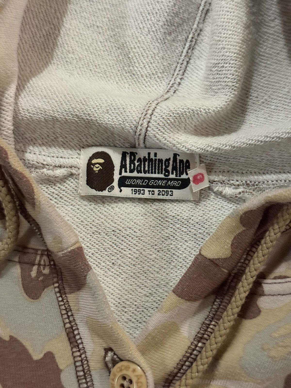 Bape RARE A Bathing Ape (BAPE) Desert Camo Poncho Hoodie Size XS / US 0-2 / IT 36-38 - 4 Thumbnail