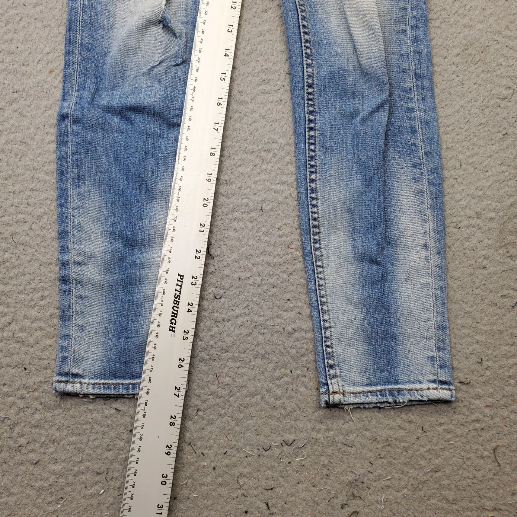 Vintage VIGOSS Jeans Women's 27x29 Blue Denim Stretch Distressed The Chelsea Skinny Leg Shirt Size 27" / US 4 / IT 40 - 4 Thumbnail