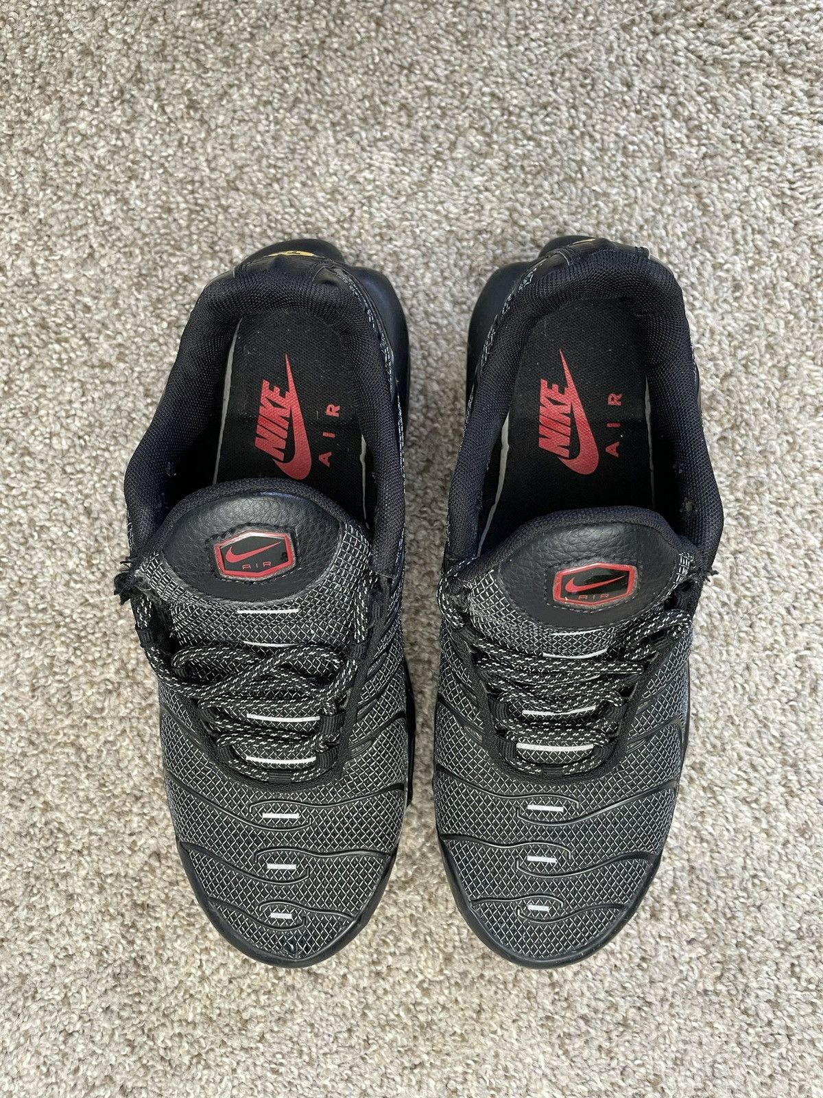 Nike Nike Air Max Plus Bred Size US 8.5 / EU 41-42 - 3 Thumbnail