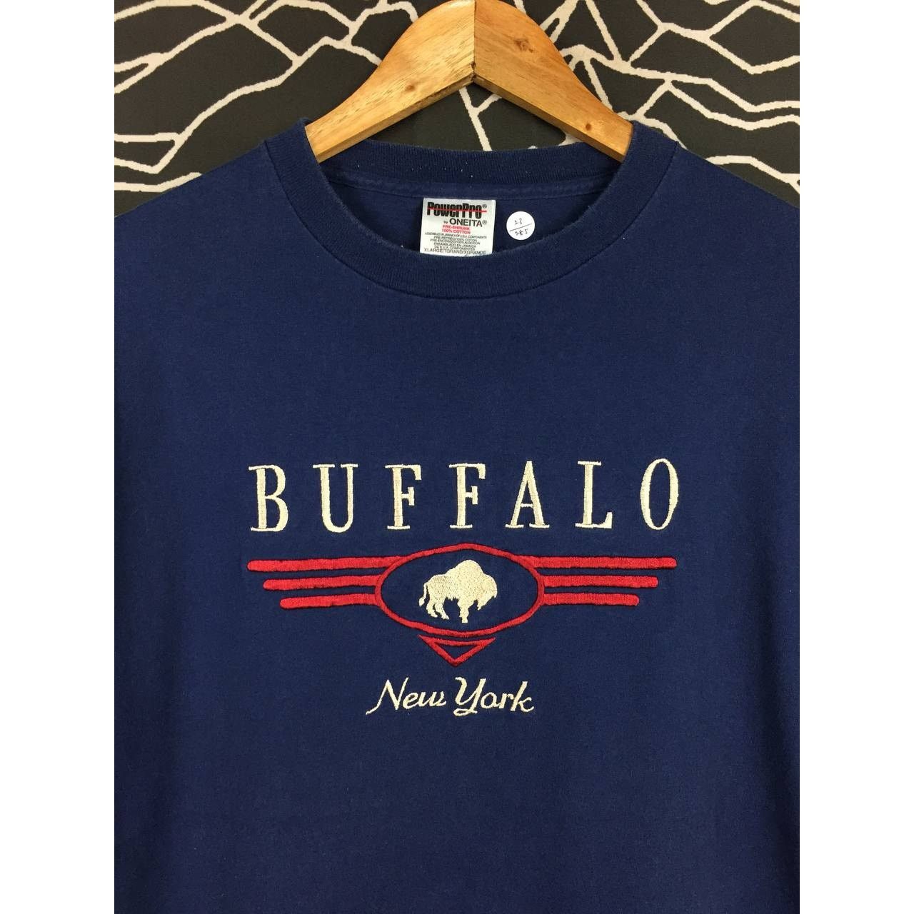 Vintage Vtg 90s Buffalo New York Embroidered Logo Single Stitch Tee Size US XL / EU 56 / 4 - 3 Thumbnail