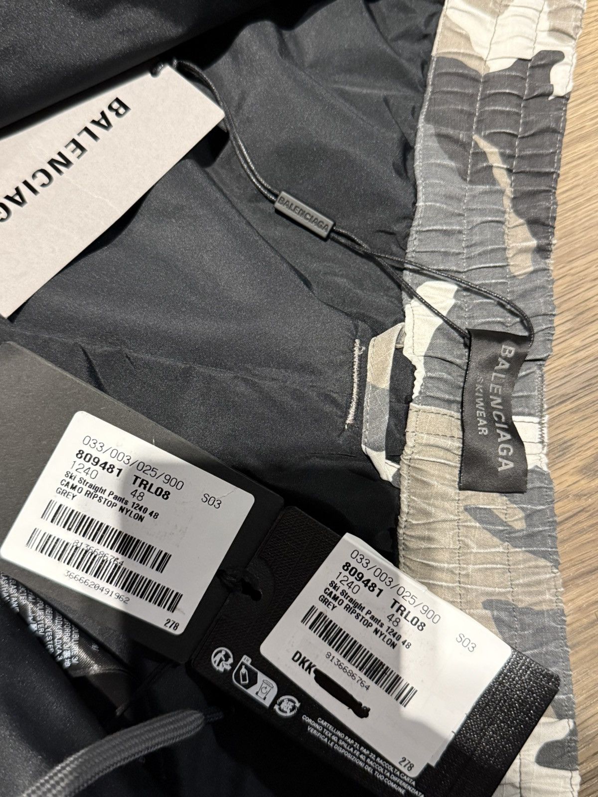 Balenciaga Skiwear Snow Camo Cargo Pants Size US 32 / EU 48 - 6 Thumbnail