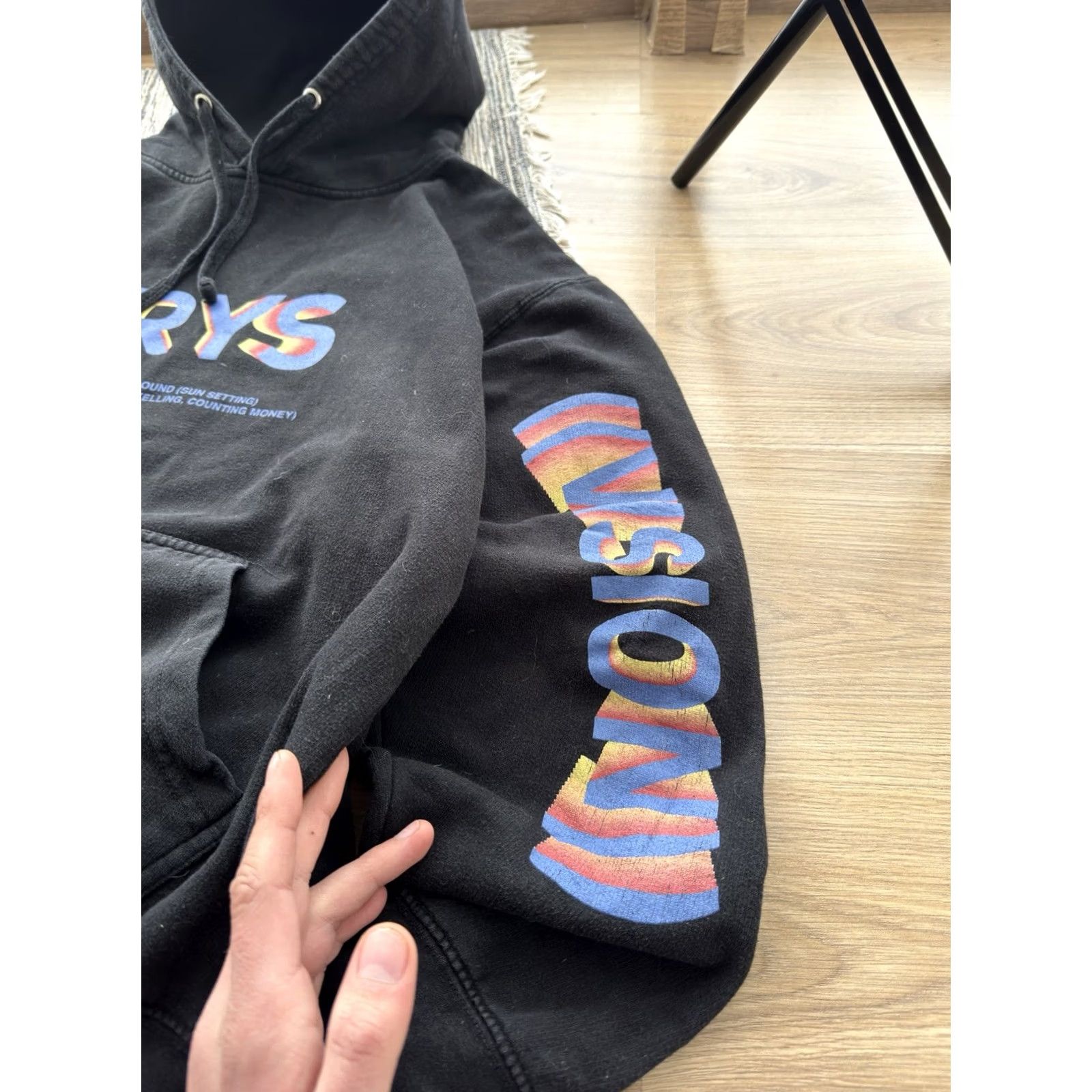 Vintage VINTAGE Smith Jaden Smith Vision Hoodie Men L Black Crew Neck Pullover Logo 90s Hip Hop Style Streetwear Size US L / EU 52-54 / 3 - 6 Thumbnail