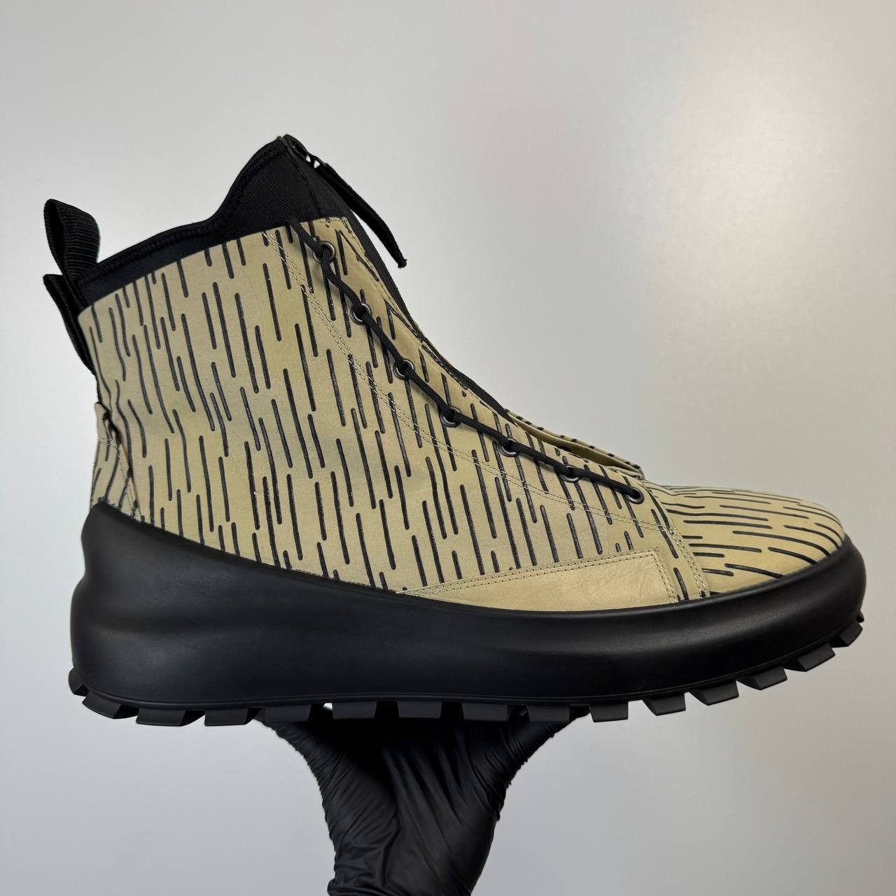 Stone Island Stone Island High-Top Boots Beige Graphic Print Chunky EU 46 Size US 13 / EU 46 - 7 Thumbnail
