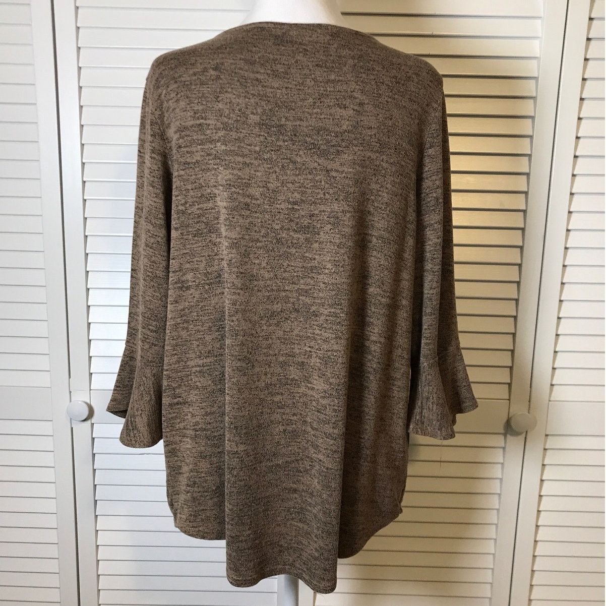 Other Fig & Blu Brown Black Keyhole Neck Long Sleeve Sweater L Size L / US 10 / IT 46 - 2 Thumbnail