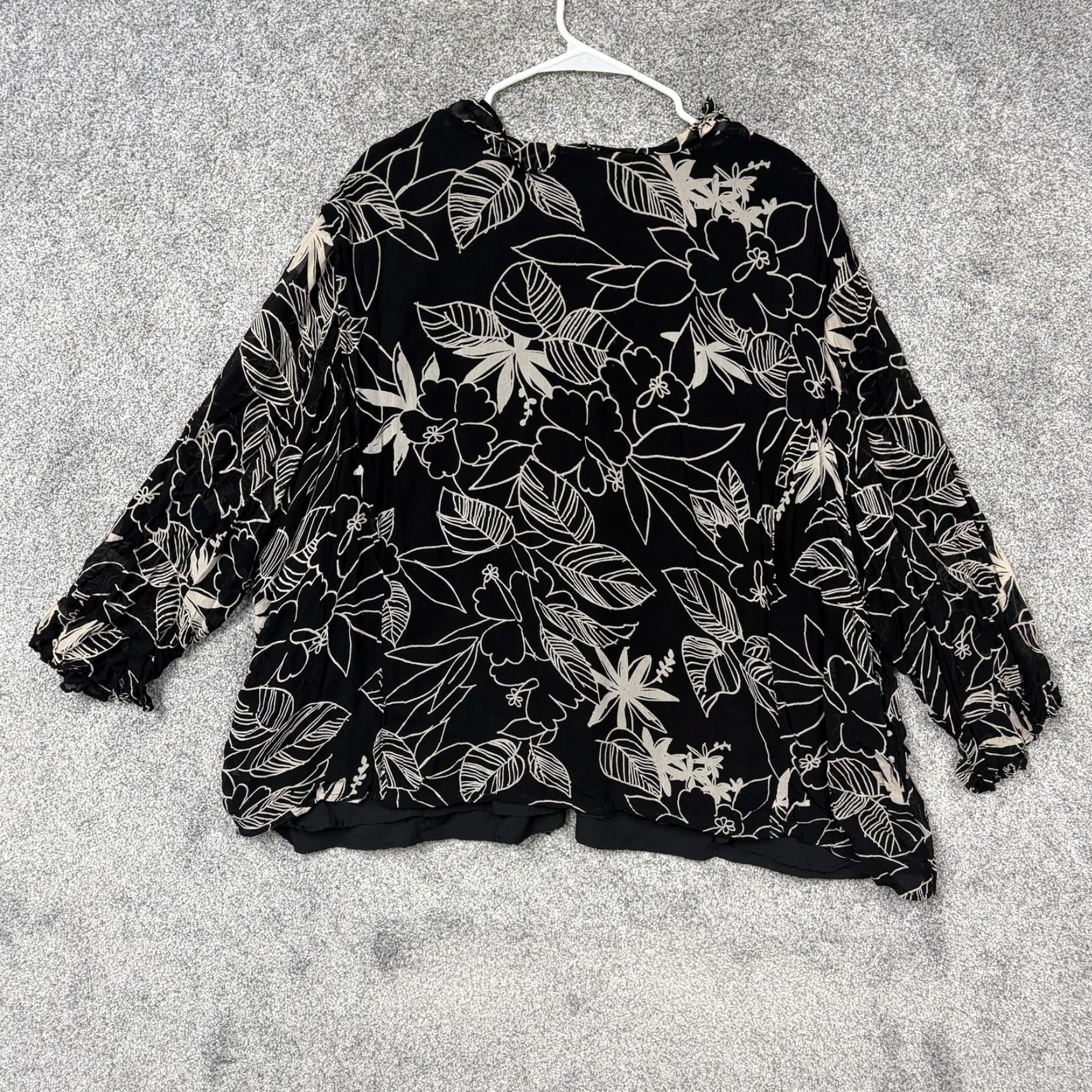 Avenue Avenue Blouse Tunic Womens Plus 30/32 Black Floral Boho Cottagecore Layering 3/4 Sleeve V-Neck Lined Rayon Polyester春夏秋 Bohemian Womens Size 4XL / US 24-26 - 7 Thumbnail
