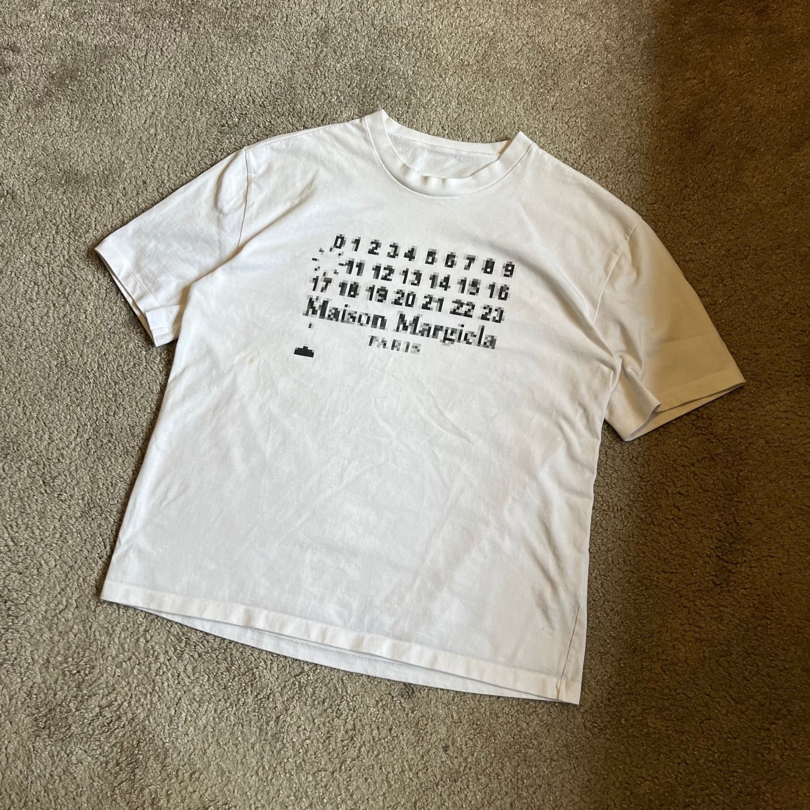 Maison Margiela MAISON MARGIELA 10 PIXEL LOGO TEE | Grailed