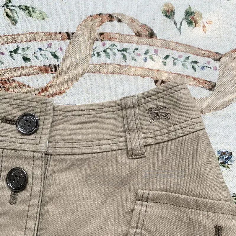Burberry Burberry Khaki Cotton Women's Skirt. Size 23" - 2 Thumbnail