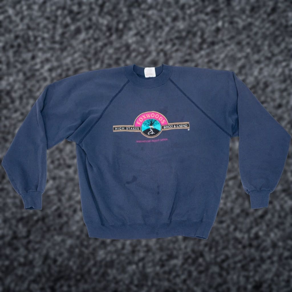 Hanes VINTAGE Foxwoods HIGH STAKES BINGO & CASINO Sweatshirt Women XL Blue Hanes Crew Neck Graphic Print 90s Vtg USA Size XL / US 12-14 / IT 48-50 - 1 Thumbnail