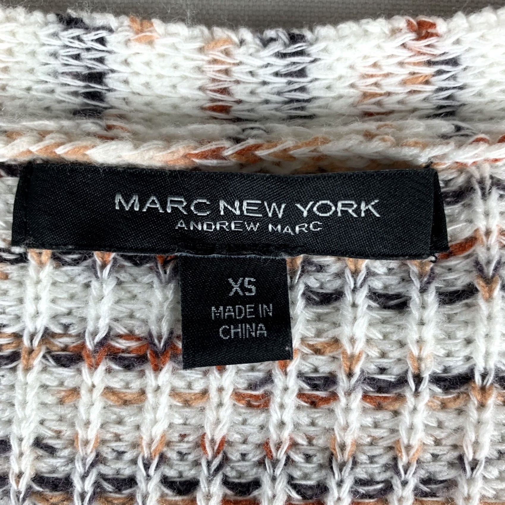 Vintage MARC NEW YORK KNIT SWEATER WOMENS XS WHITE V-NECK CARDIGAN BUTTONS Size XS / US 0-2 / IT 36-38 - 3 Thumbnail