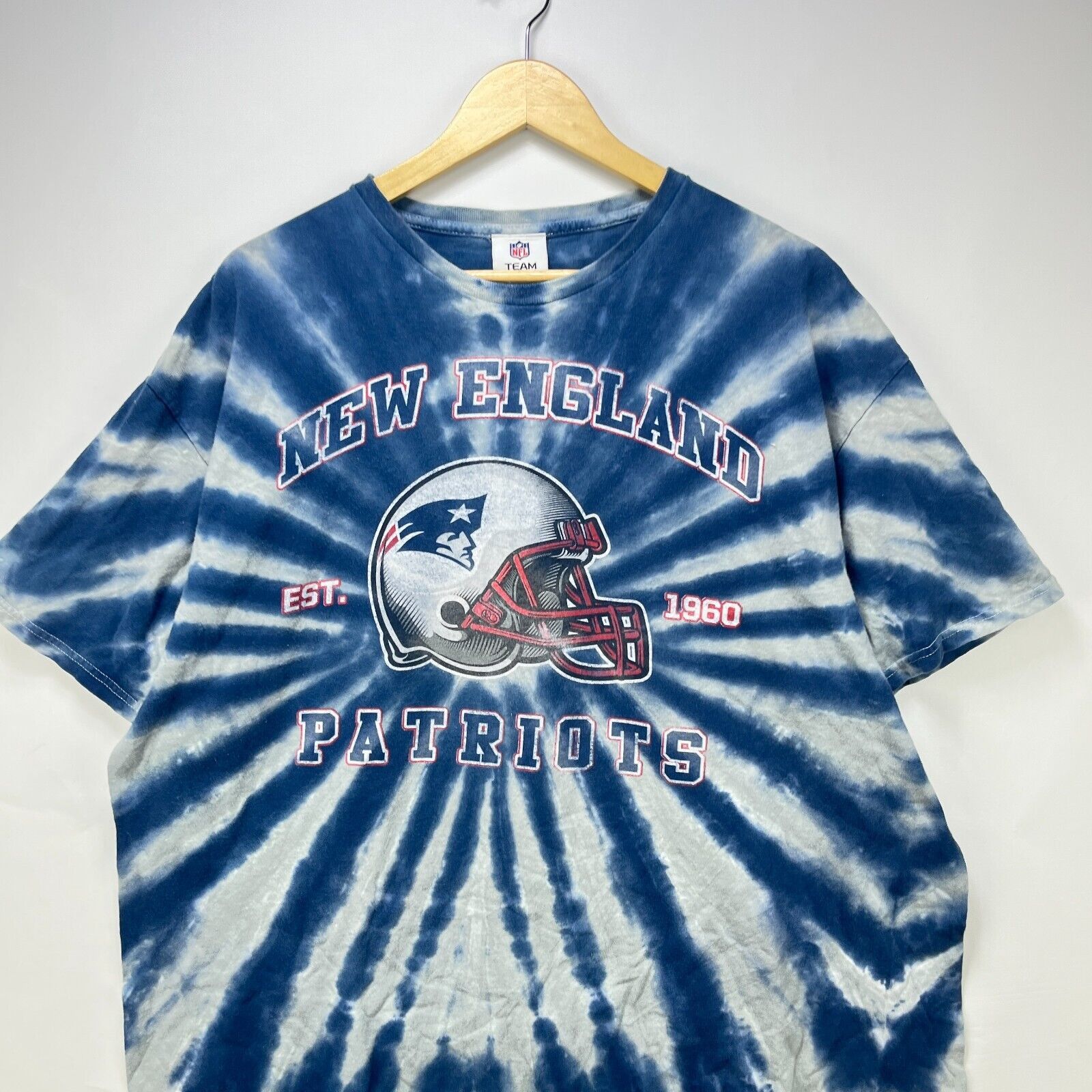 NFL × Vintage Vintage Y2K New England Patriots T-Shirt 2XL NFL Size US XXL / EU 58 / 5 - 2 Thumbnail