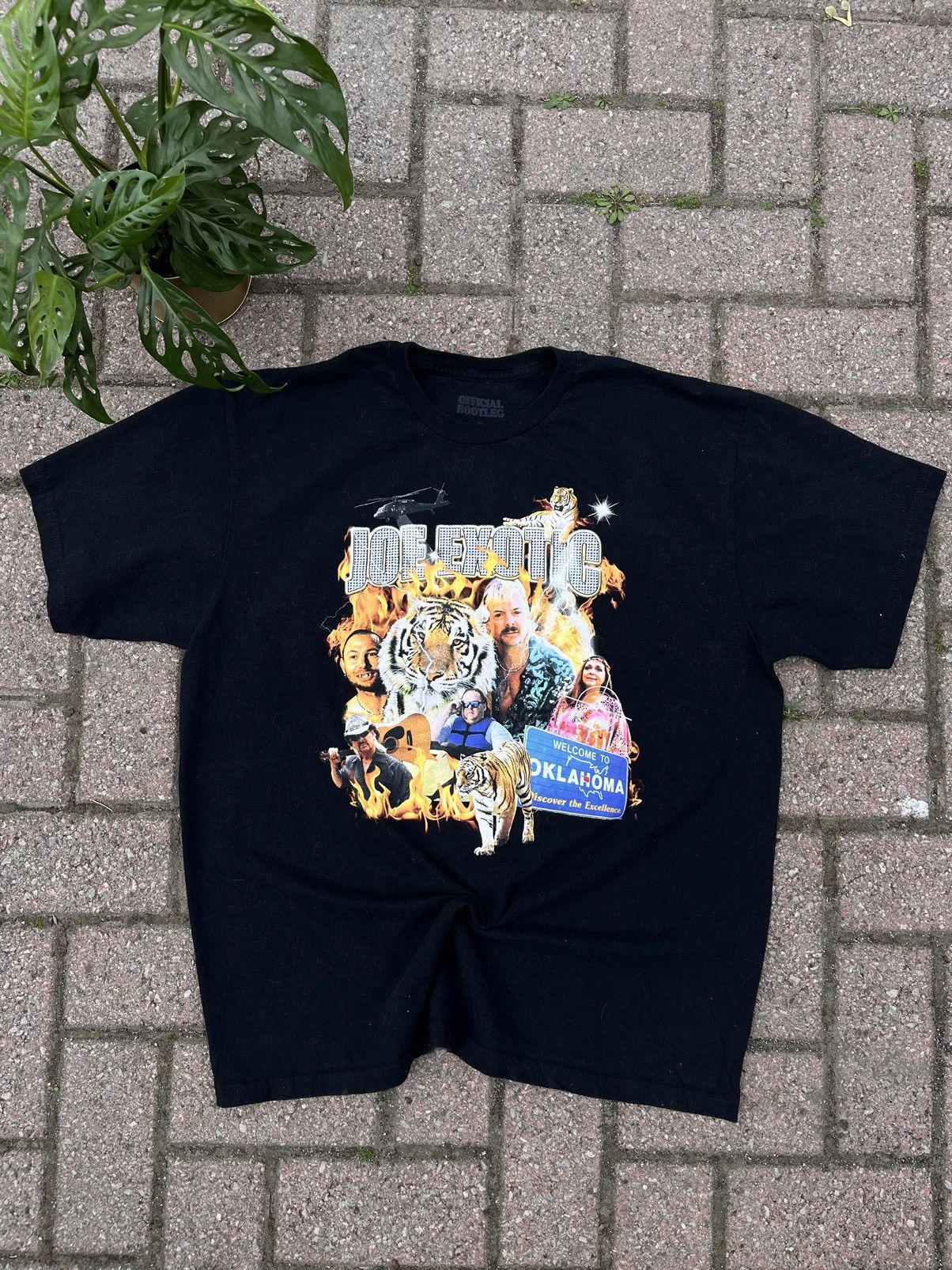 Vintage Joe exotic y2k crazy t-shirt Size US XL / EU 56 / 4 - 1 Thumbnail