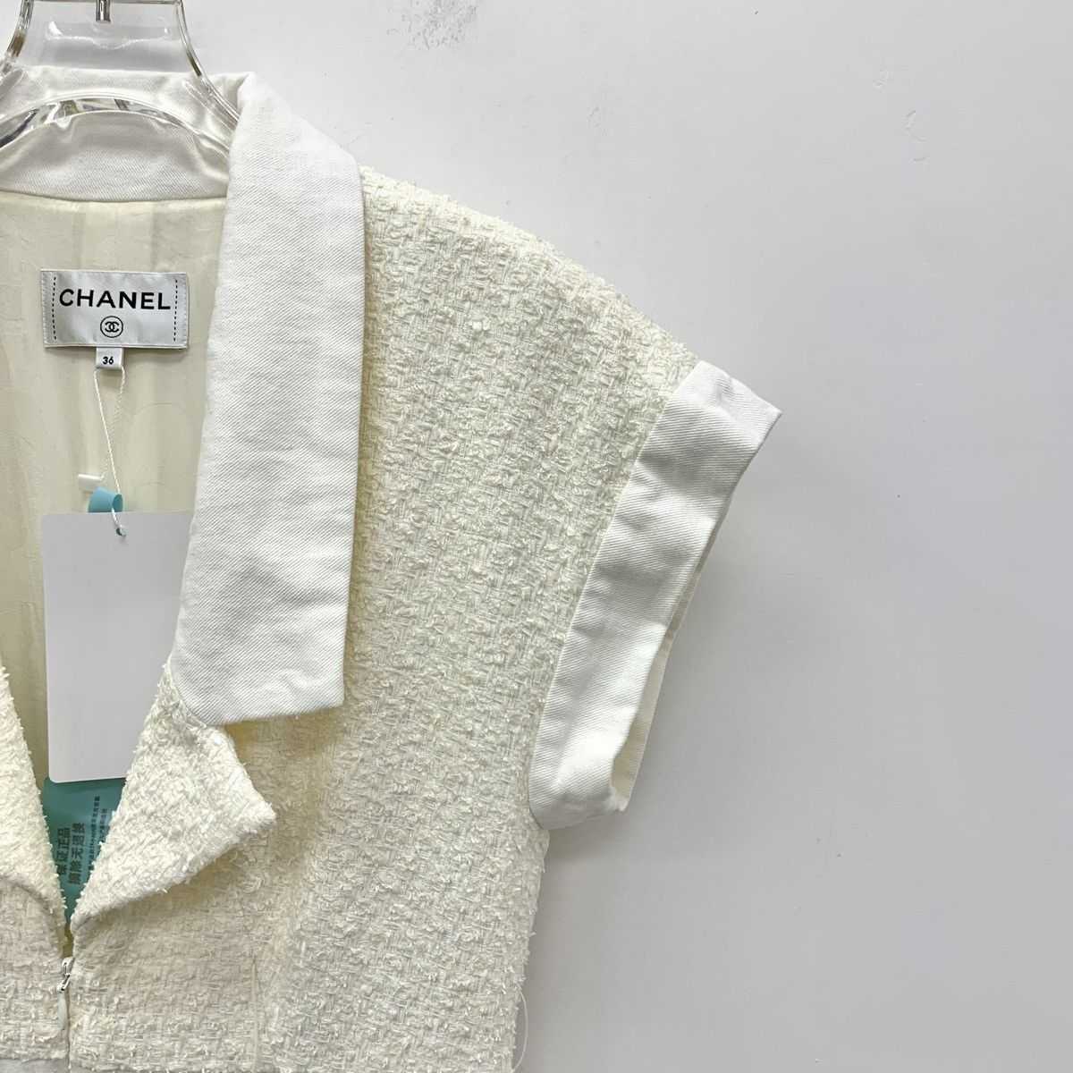 Chanel Chanel Woven Tweed Spliced Lapel Short-sleeve Jumpsuit K26WX Size XS / US 0-2 / IT 36-38 - 3 Thumbnail