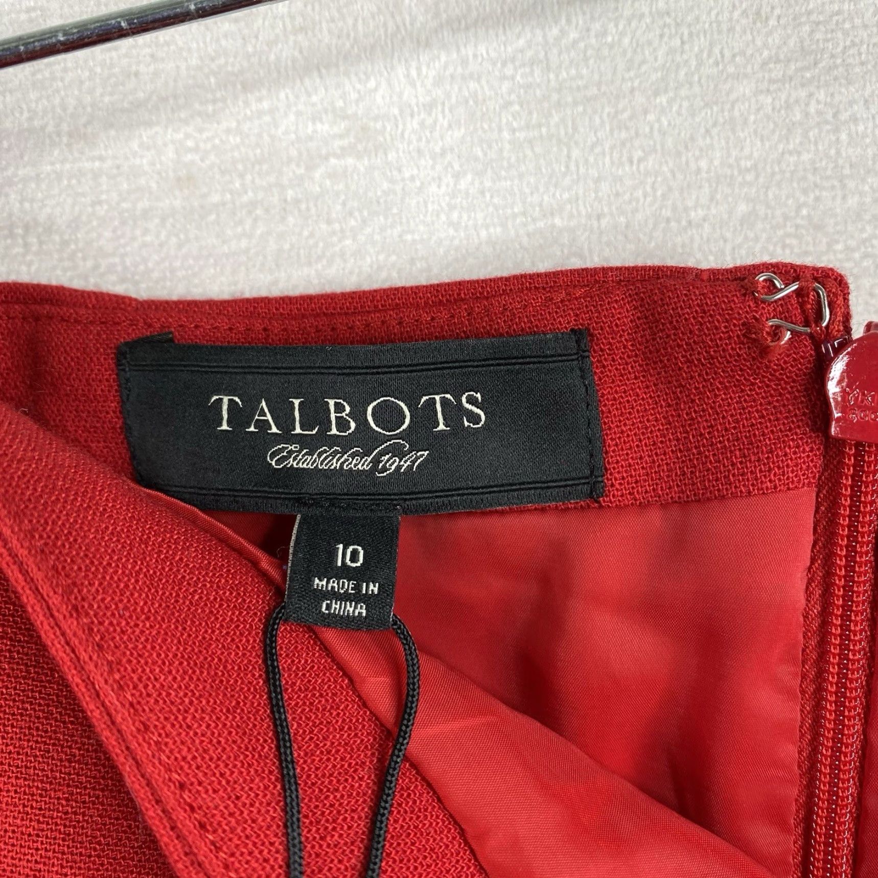 Talbots Talbots Skirt Womens 10 Red Straight Lined Stretch Back Slit Midi Classic NWT Size 32" / US 10 / IT 46 - 7 Thumbnail