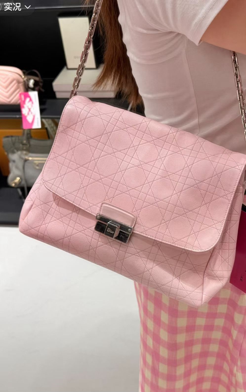 Dior Pre-loved Bag Very good condition Size ONE SIZE - 1 Thumbnail
