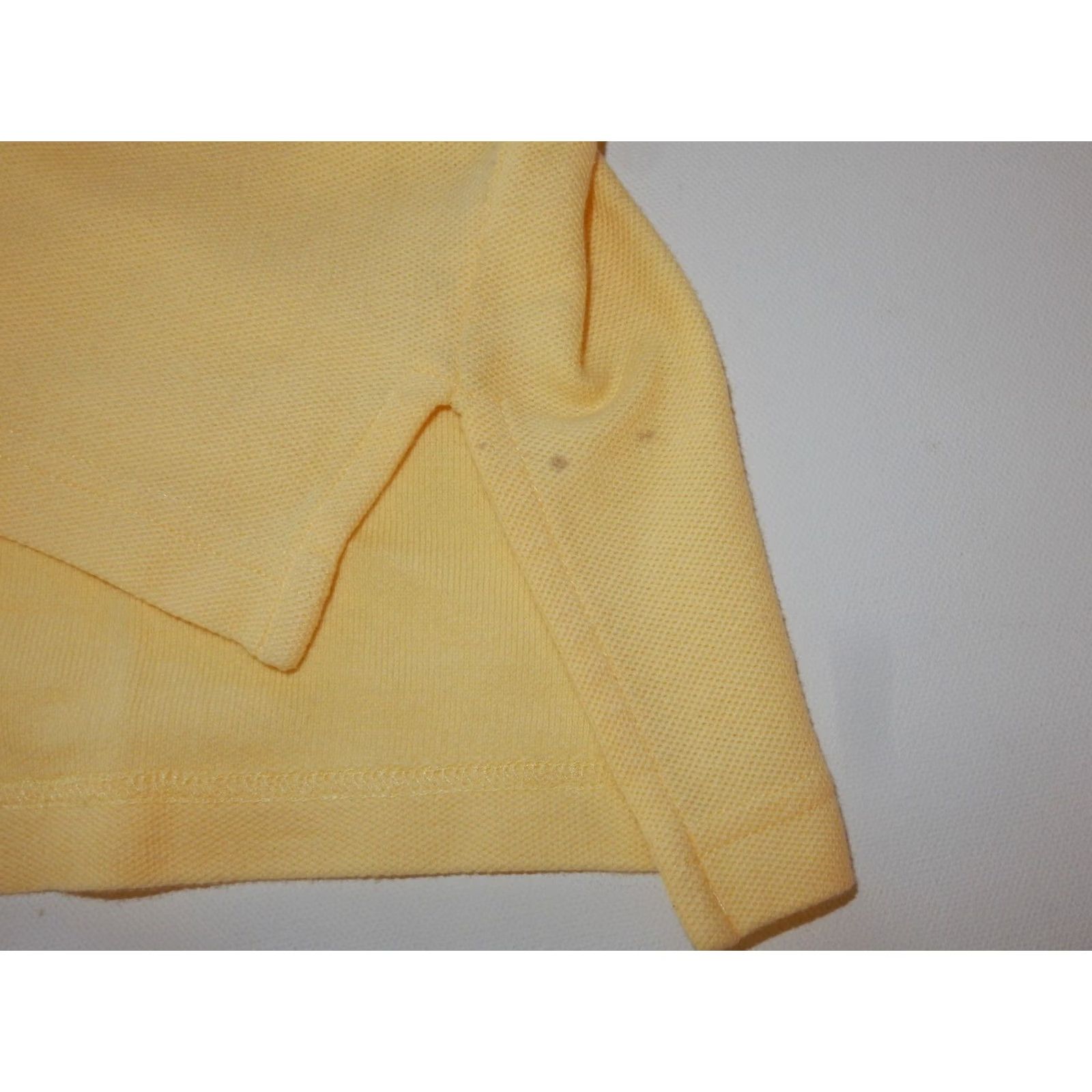 Izod VTG IZOD Men's Polo Shirt L Yellow Cotton Short Sleeve Stains Small Vintage Kontrast? Size US L / EU 52-54 / 3 - 5 Thumbnail