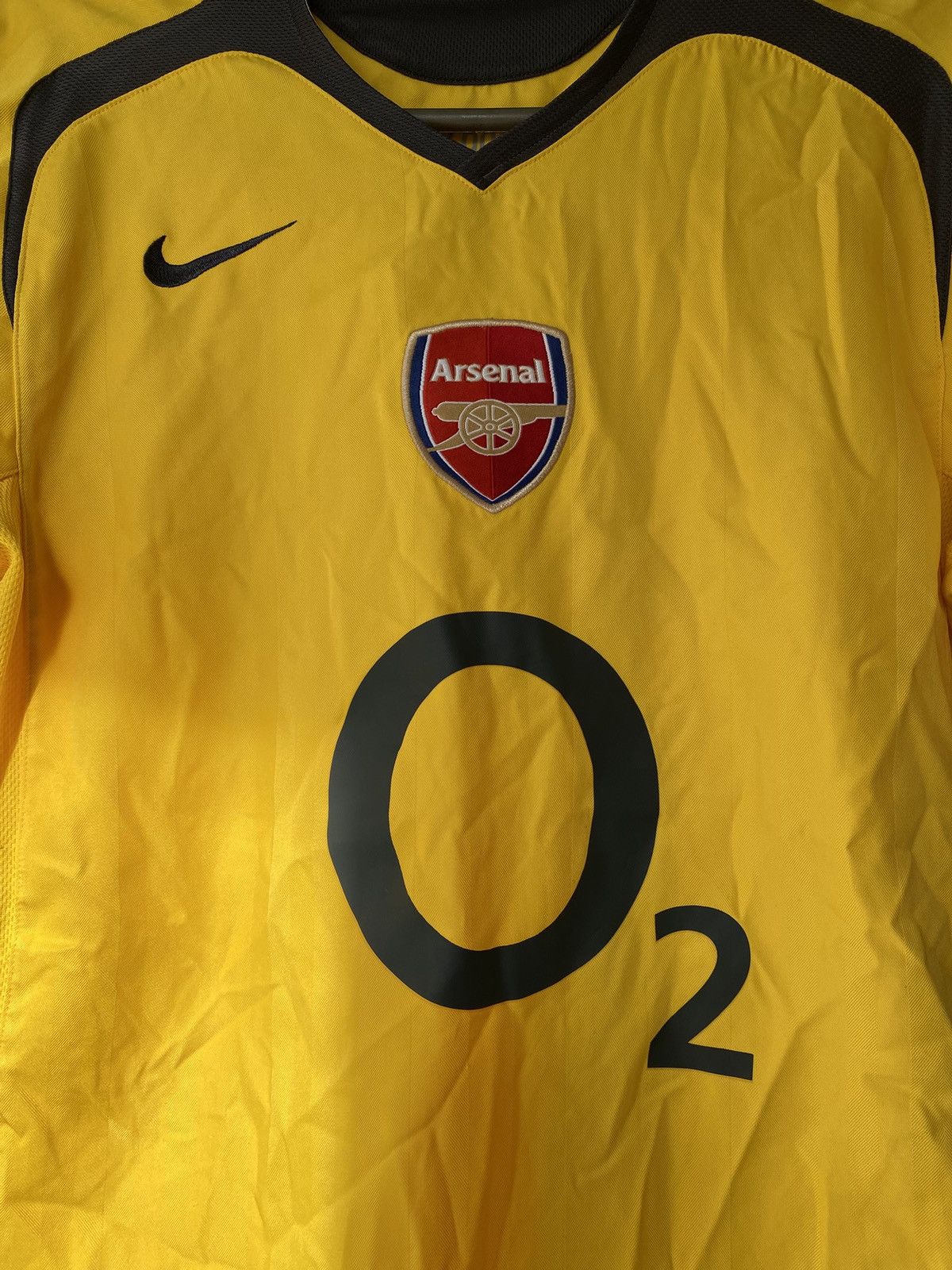 Nike Arsenal 2005-06 Jersey Yellow Nike O2 Highbury Final Sz S Size US S / EU 44-46 / 1 - 2 Thumbnail