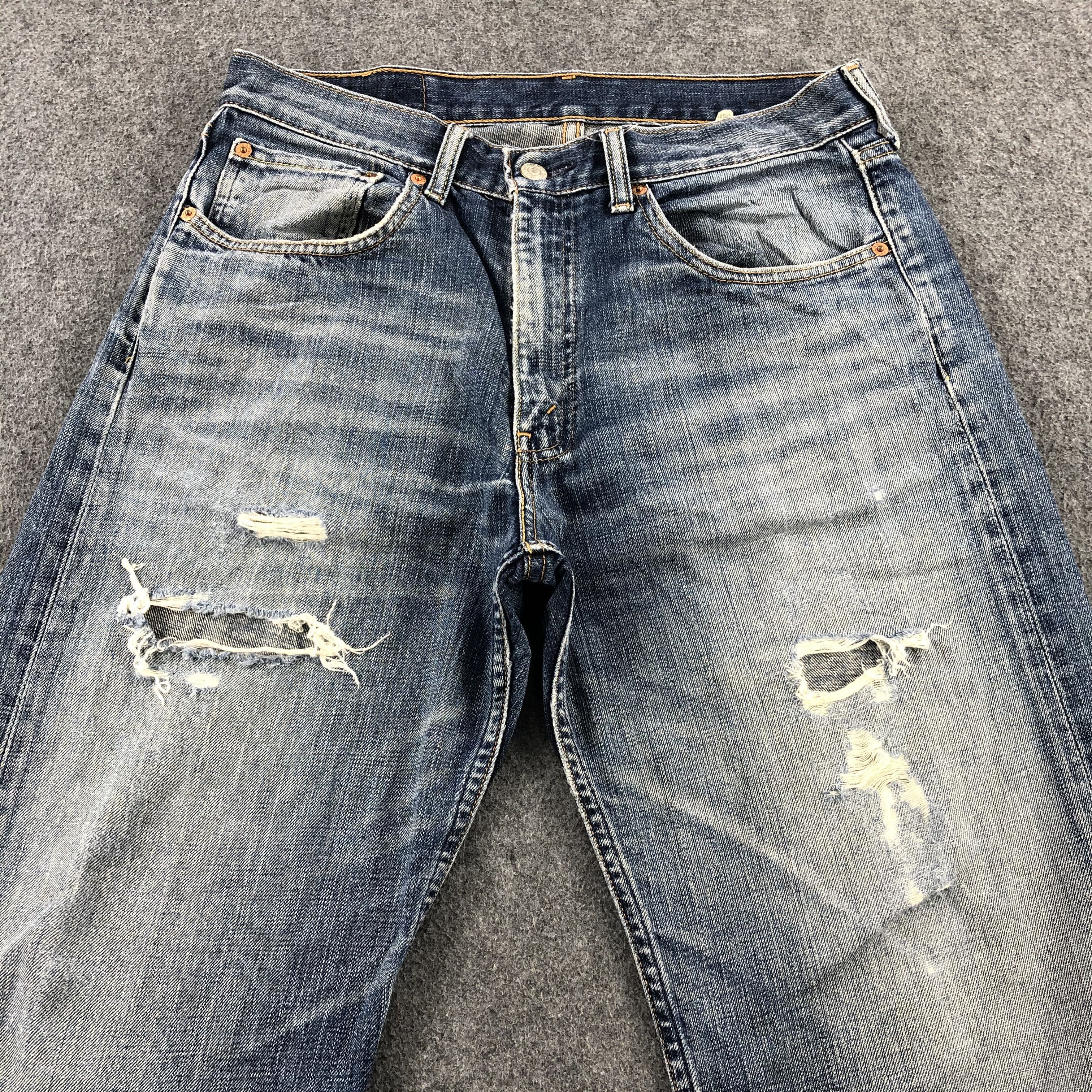 Levi's × Vintage Vintage 90s Distressed Blue Wash Levis 534 Jeans-JM1913 Size US 32 / EU 48 - 3 Thumbnail