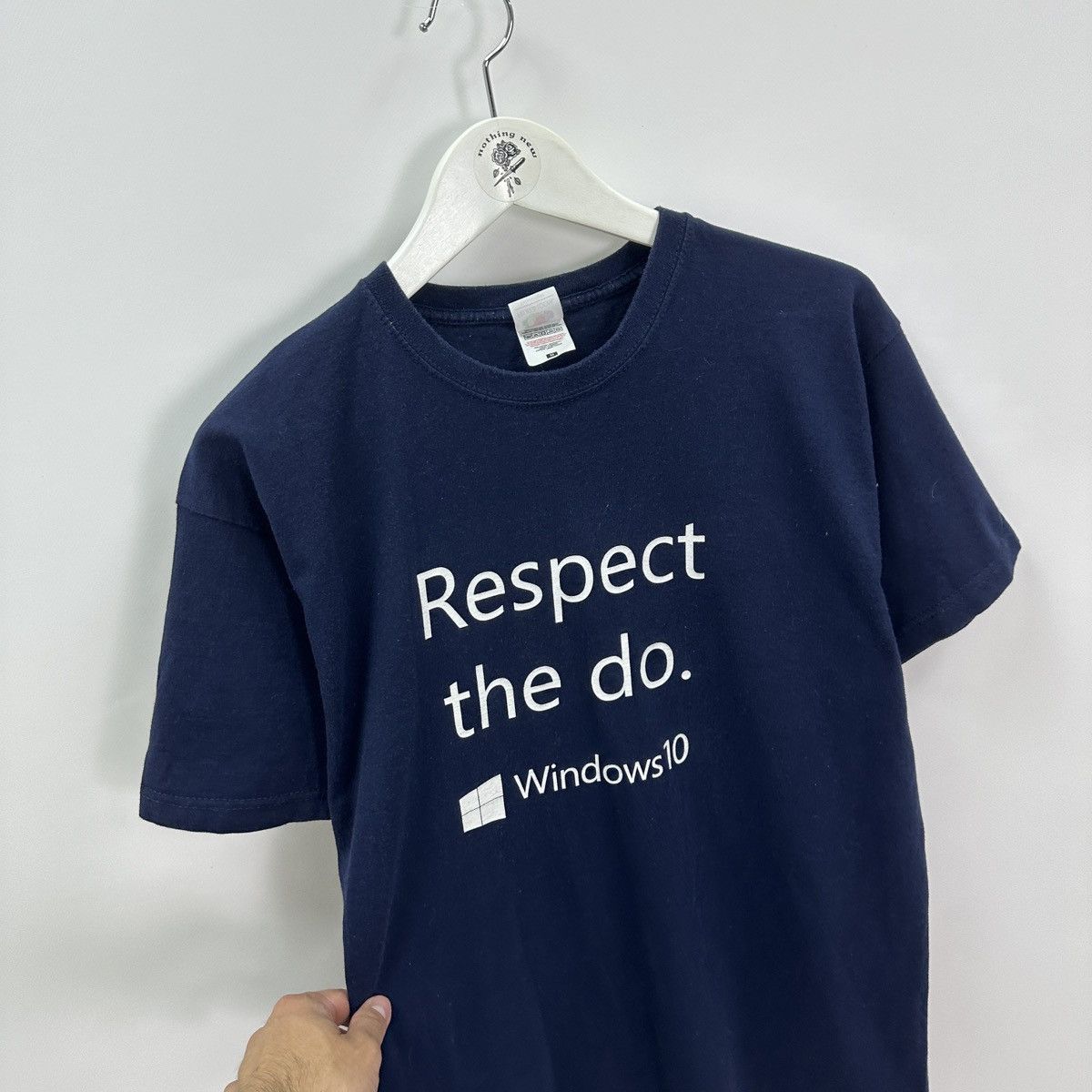 Microsoft Vintage 00s Windows 10 Respect do born to do tee Microsft Size US M / EU 48-50 / 2 - 4 Thumbnail
