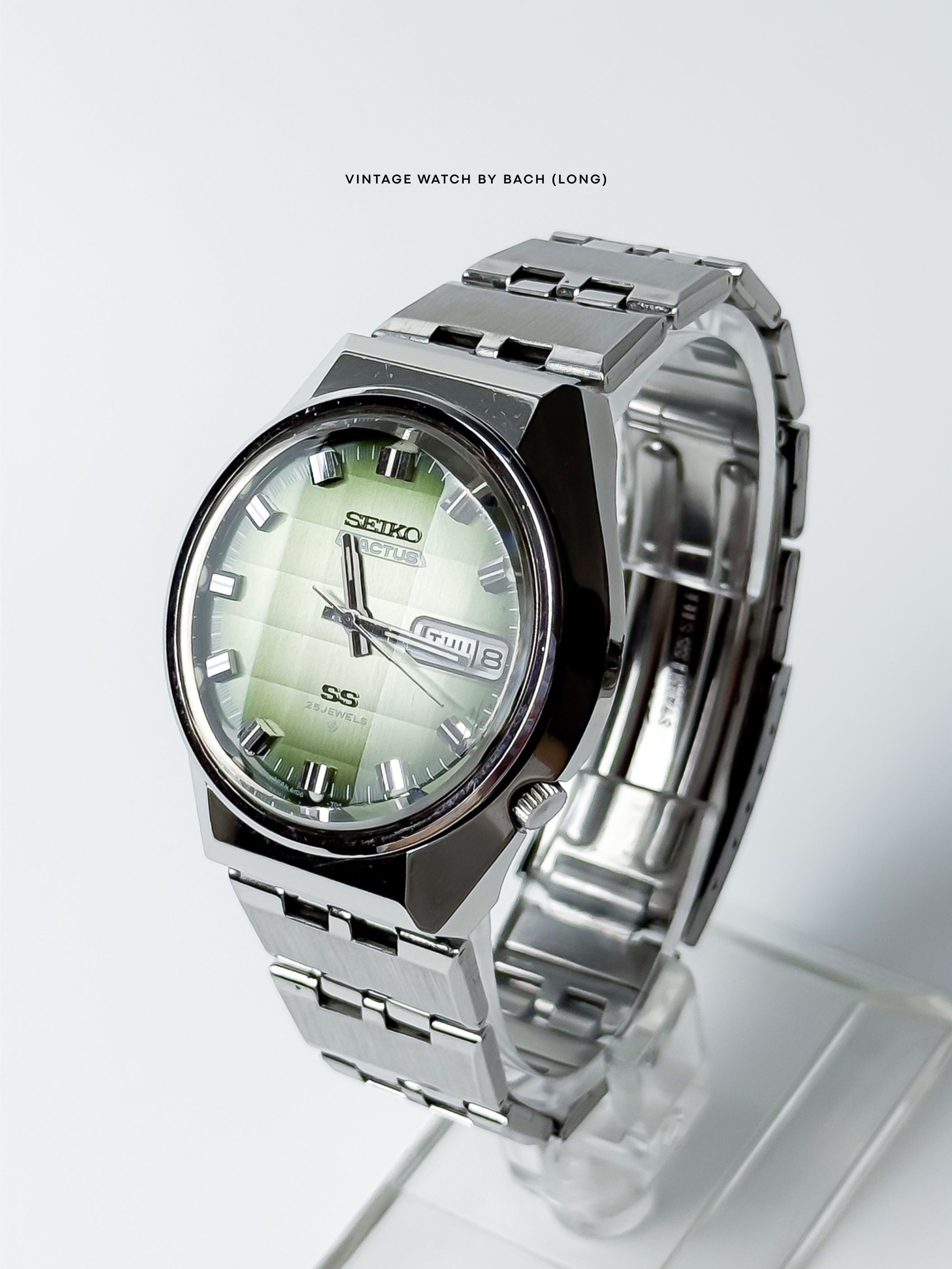 Seiko Vintage Seiko 5 Actus 6106-7690 Gradient Green Dial Size ONE SIZE - 1 Thumbnail