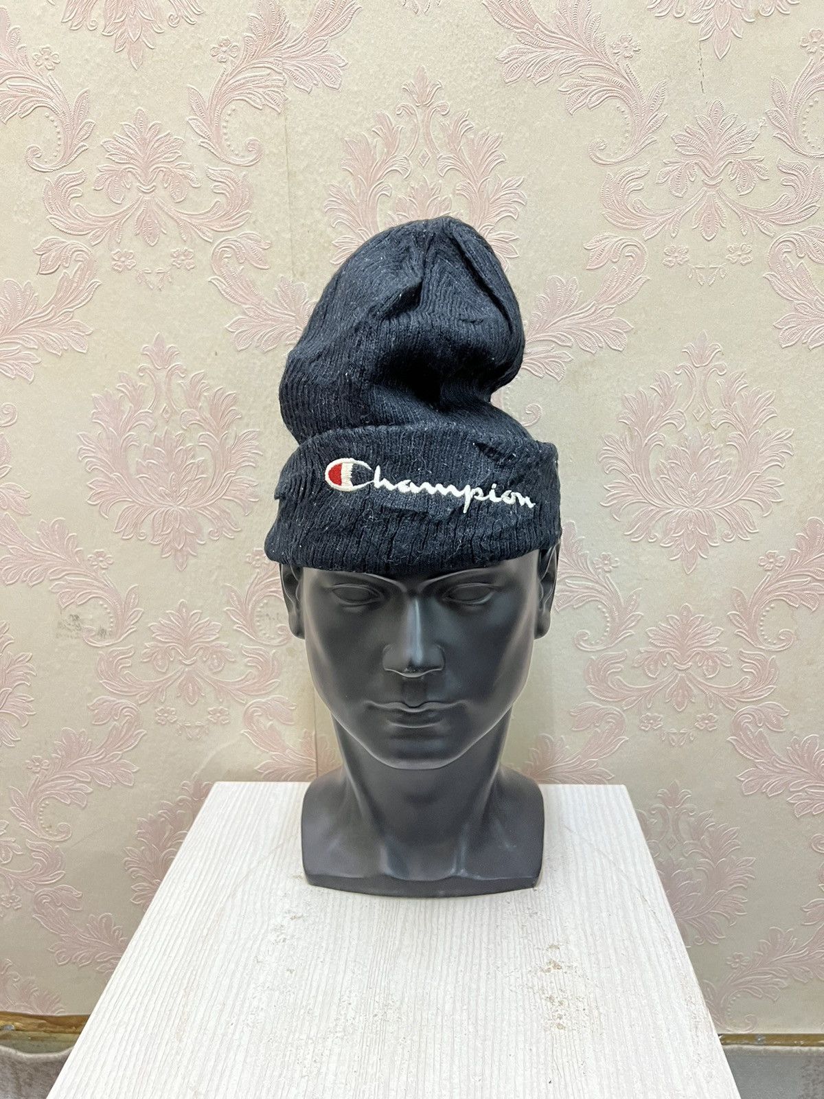 Champion Vintage Champion Spell Out Beanie Hats Size ONE SIZE - 2 Thumbnail