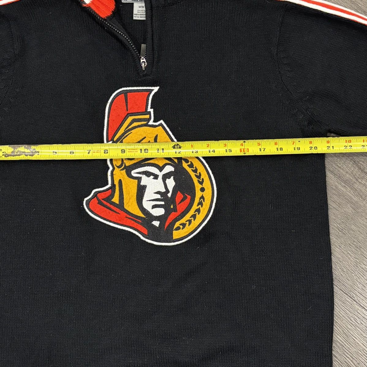 NHL Vintage Ottawa Senators NHL Quarter Zip, Men’s Medium Size US L / EU 52-54 / 3 - 8 Thumbnail