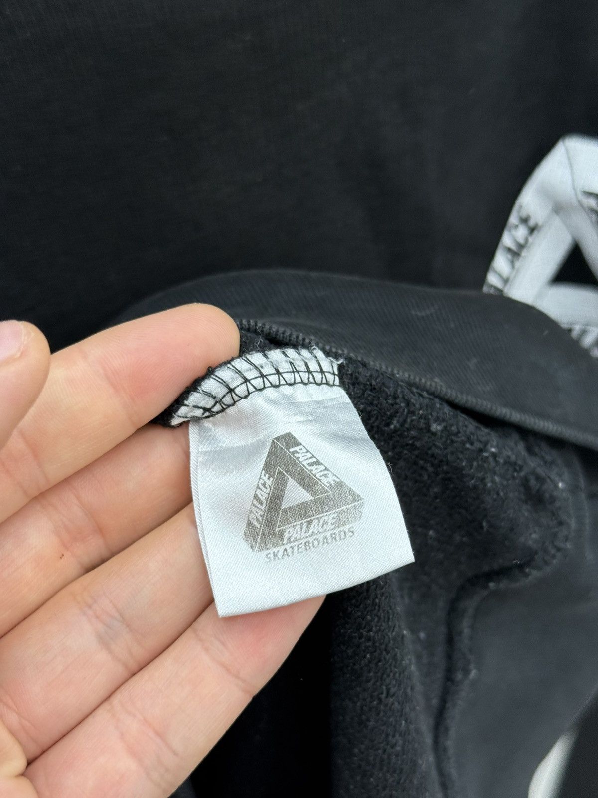 Palace 2016 Palace Tri-Ferg Italia Crewneck Sweatshirt Size US L / EU 52-54 / 3 - 6 Thumbnail