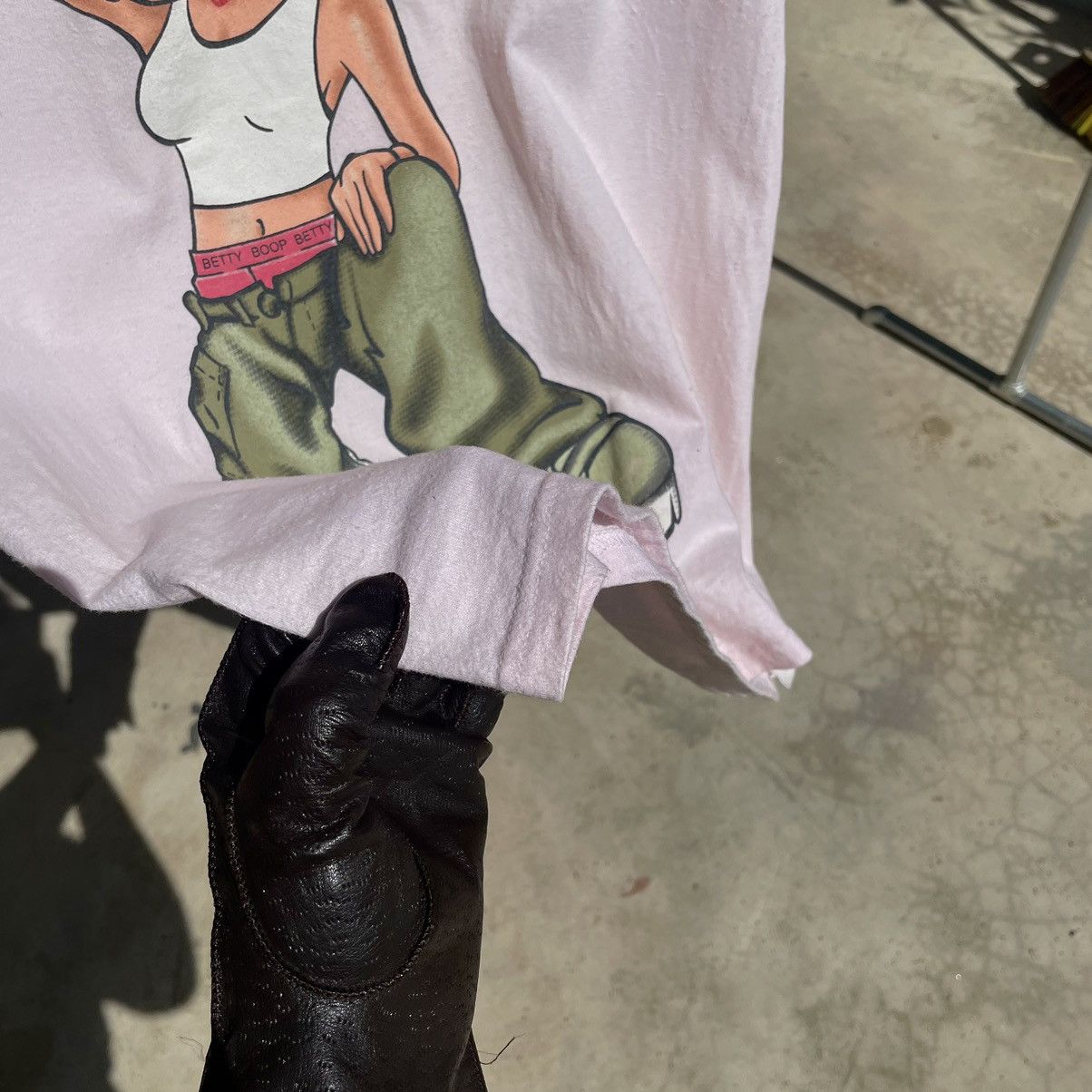 Vintage 🇺🇸VINTAGE 1996 BETTY BOOP HIP HOP MIRROR CARTOON NUDE T-SHIRT Size S / US 4 / IT 40 - 8 Thumbnail