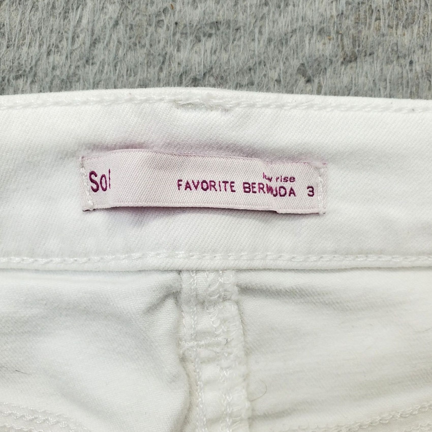Denime SO Bermuda Shorts Womens Size 3 White Denim Light Wash Low Rise Outdoor Zip Fly Shirt Size 26" / US 2 / IT 38 - 6 Thumbnail