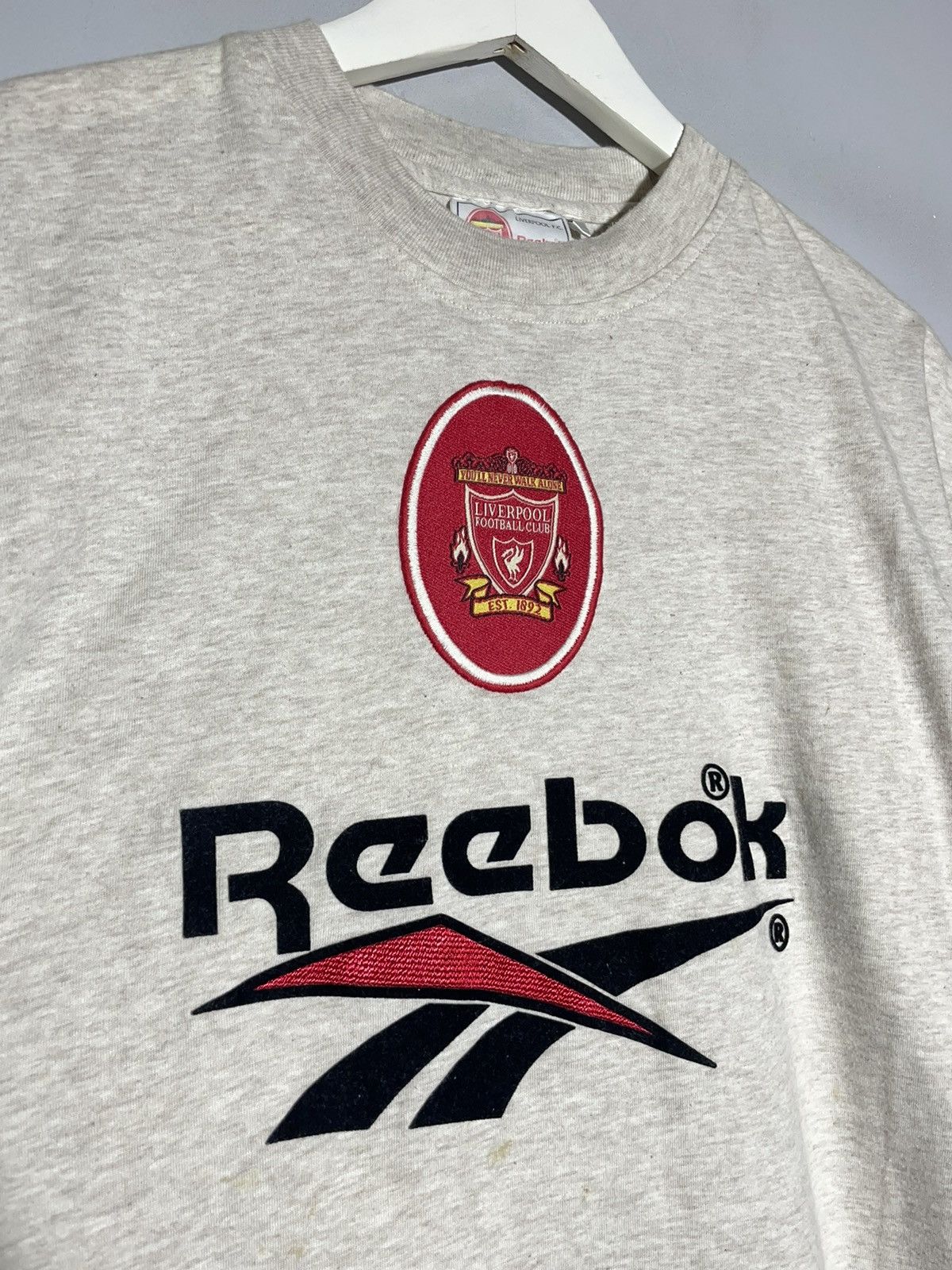 Vintage Liverpool FC 90’s Y2k Streetwear Centre Logo Reebok T-Shirt Size US L / EU 52-54 / 3 - 3 Thumbnail