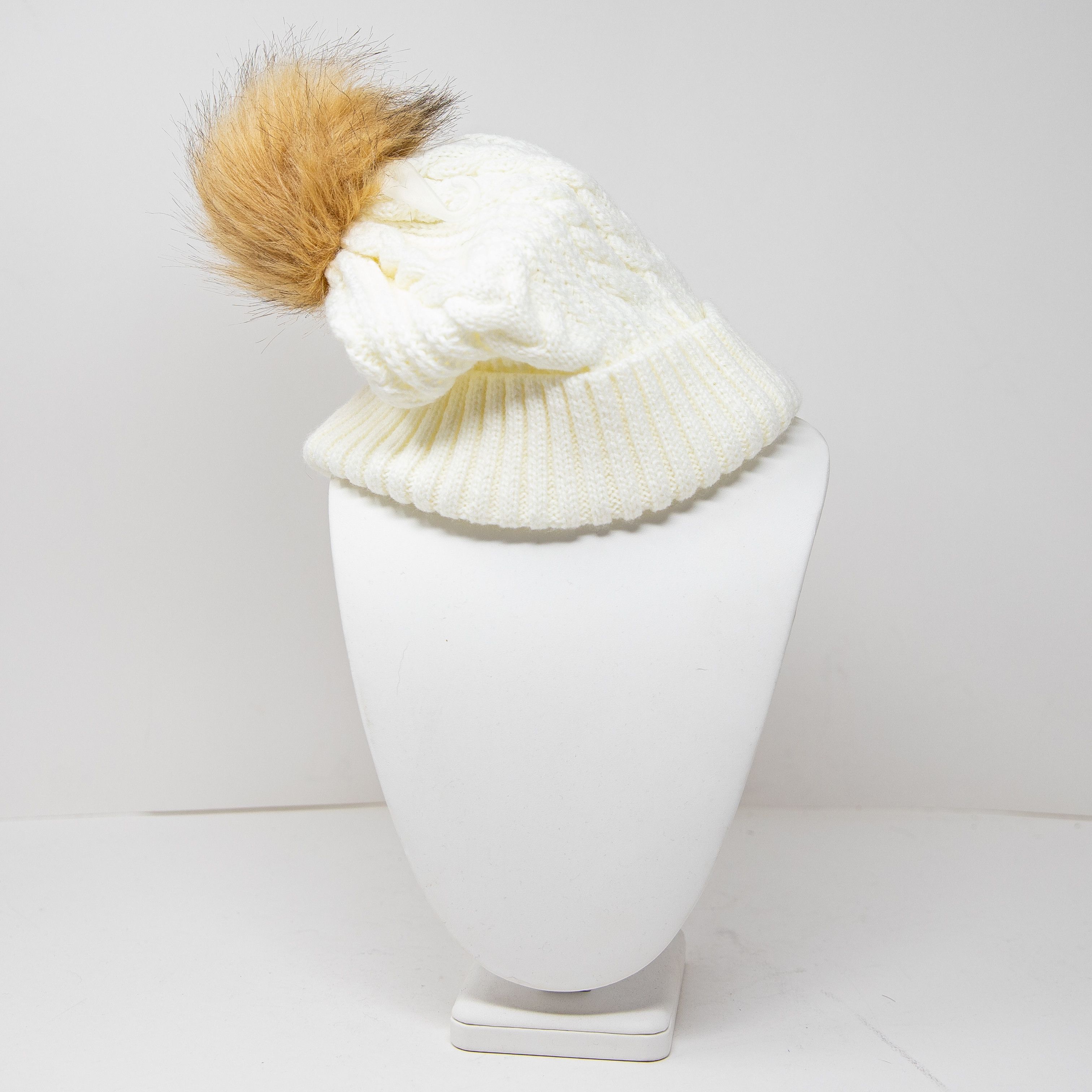 J.Crew J. Crew Cable Knit Stretch Faux Vegan Pom Size ONE SIZE - 1 Thumbnail