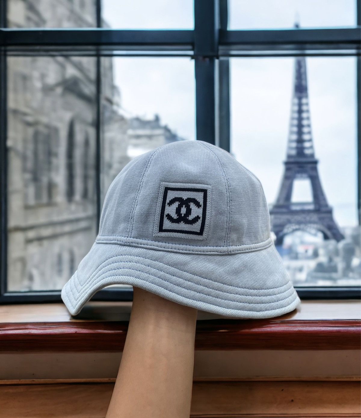 Chanel bucket hat online vintage