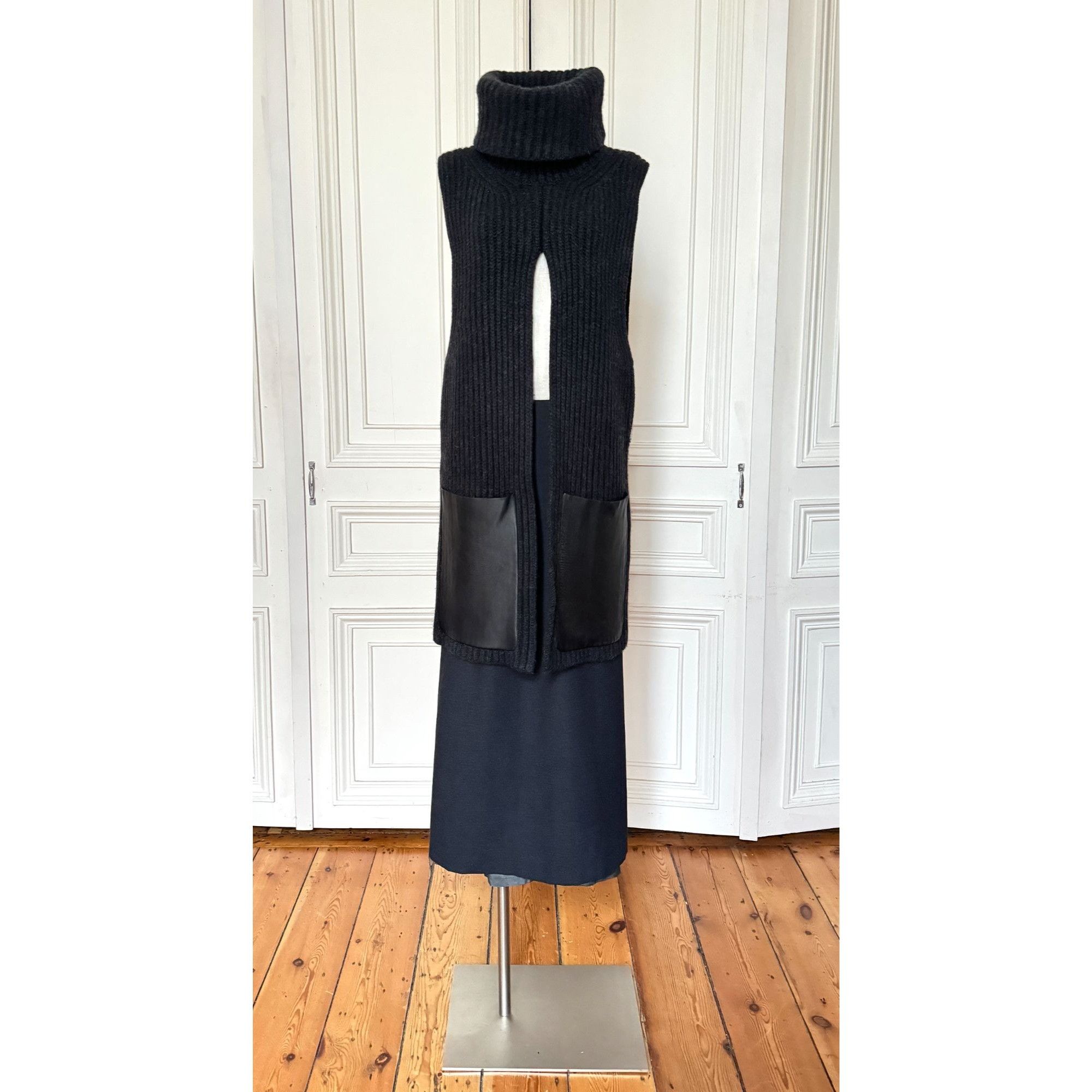 Celine Phoebe Philo Navy Heavy Knitted Vest Size XS / US 0-2 / IT 36-38 - 2 Thumbnail