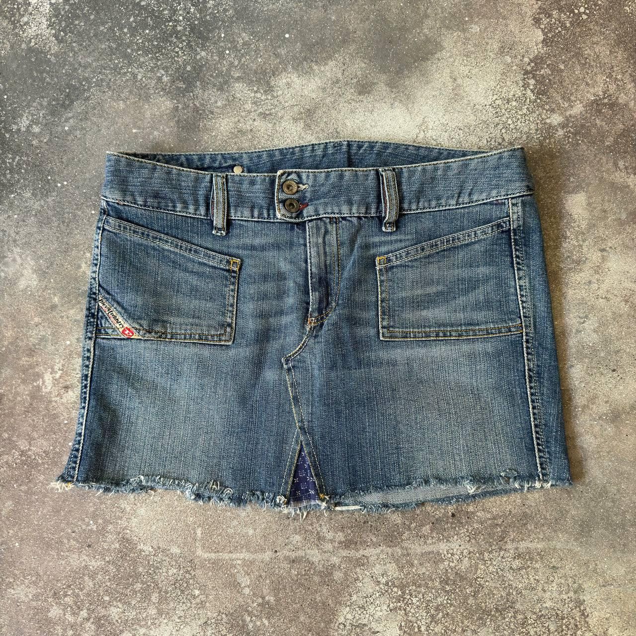 Diesel Y2K Diesel Asymmetric Distressed Washed Denim Mini Skirt Size 32" / US 10 / IT 46 - 1 Thumbnail