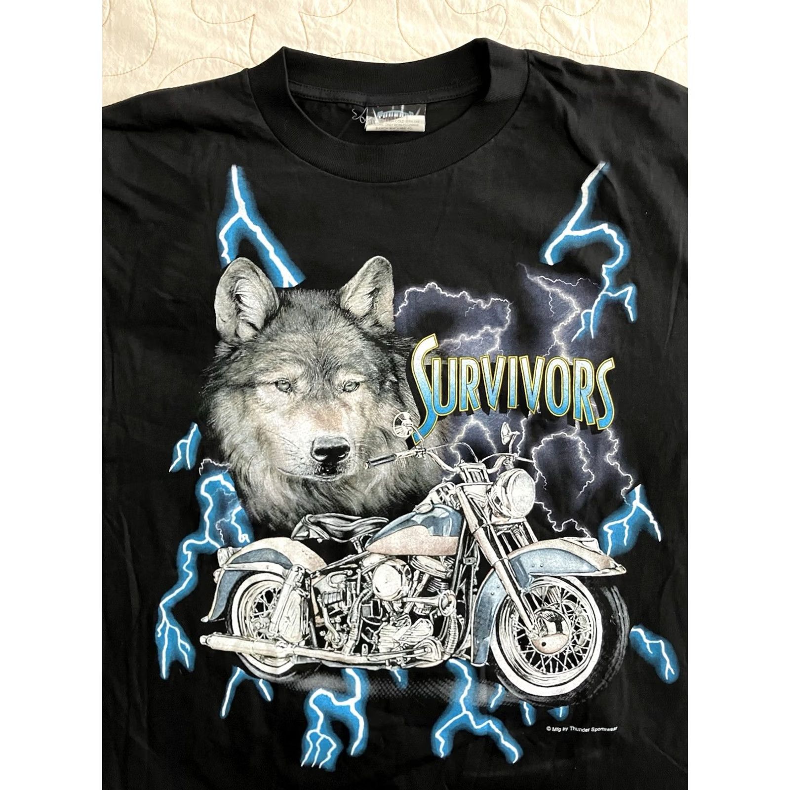 Vintage VINTAGE Thunder Sportswear Wolf Motorcycle Bike Tshirt Mens XL Black 90s Survivors T-Shirt Mens XL Black Motorcycle Theme Size US XL / EU 56 / 4 - 2 Thumbnail