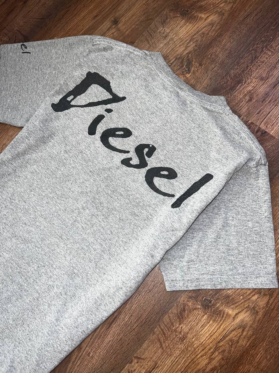 Diesel × Vintage Diesel printed logo 90s vintage black tshirt y2k streetwear Size US L / EU 52-54 / 3 - 5 Thumbnail