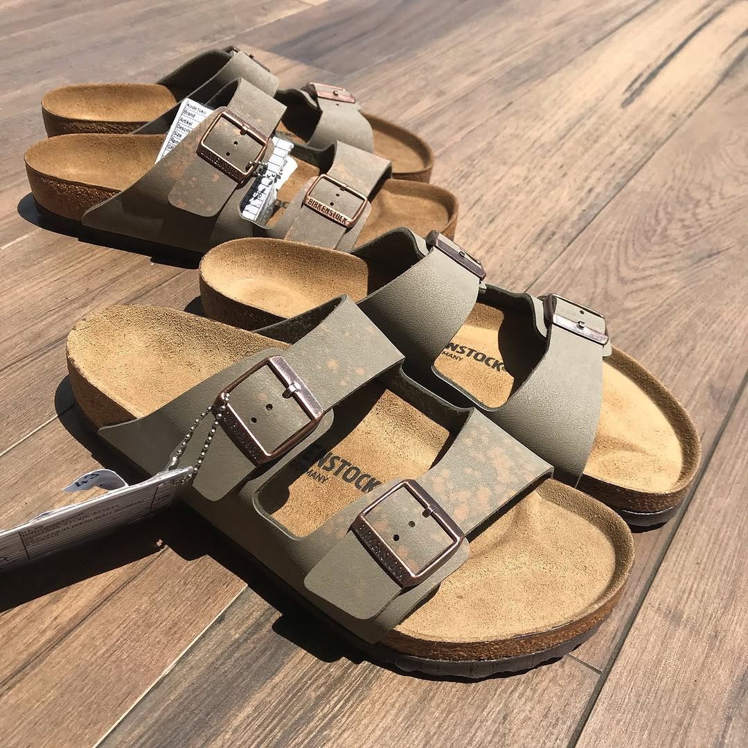 Birkenstock Steal Deal Birkenstock Arizona Birkibuc grey Stone Sandals Size US 9 / EU 42 - 3 Thumbnail